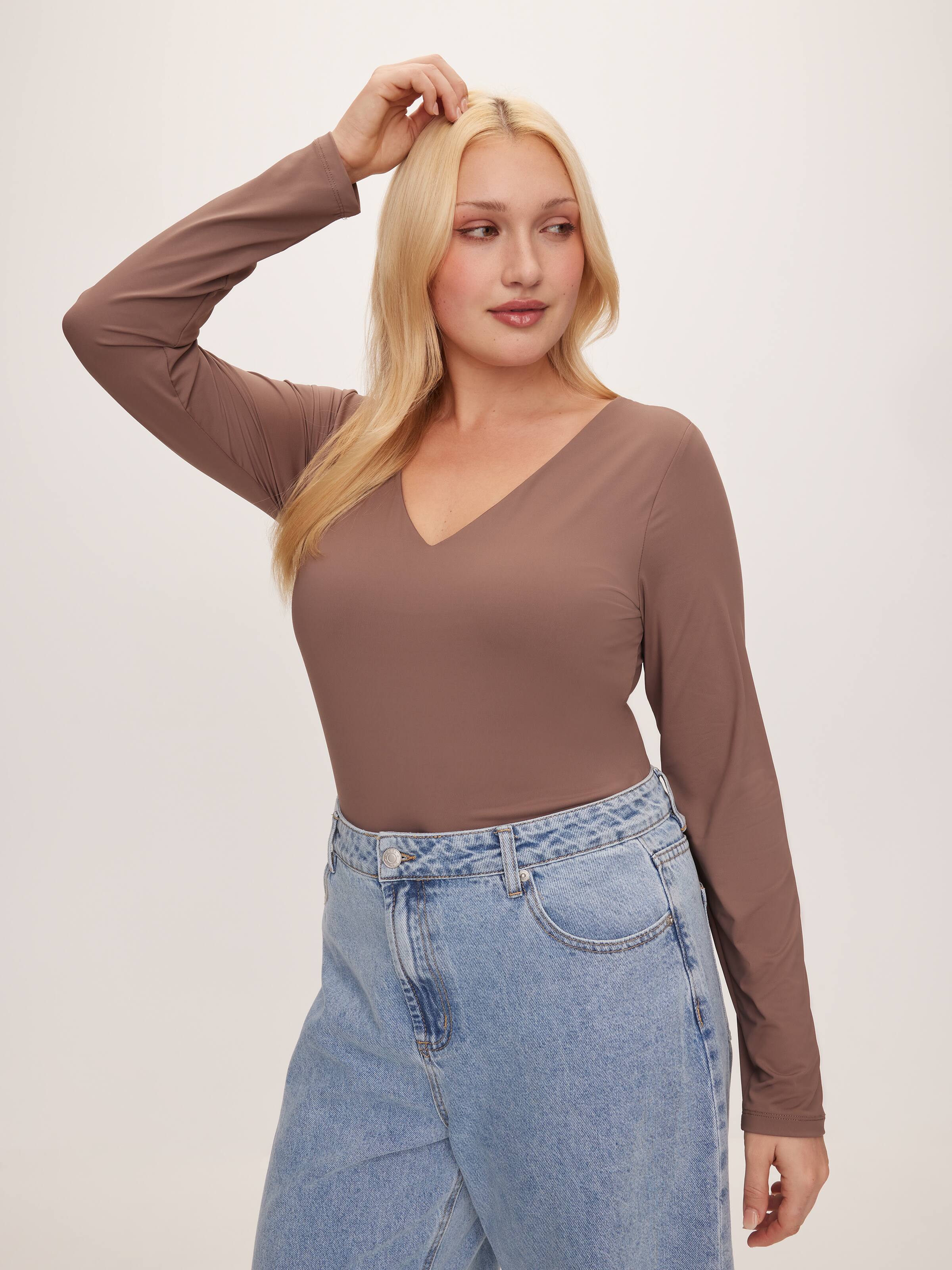 Super Soft V-Neck Long Sleeve Top