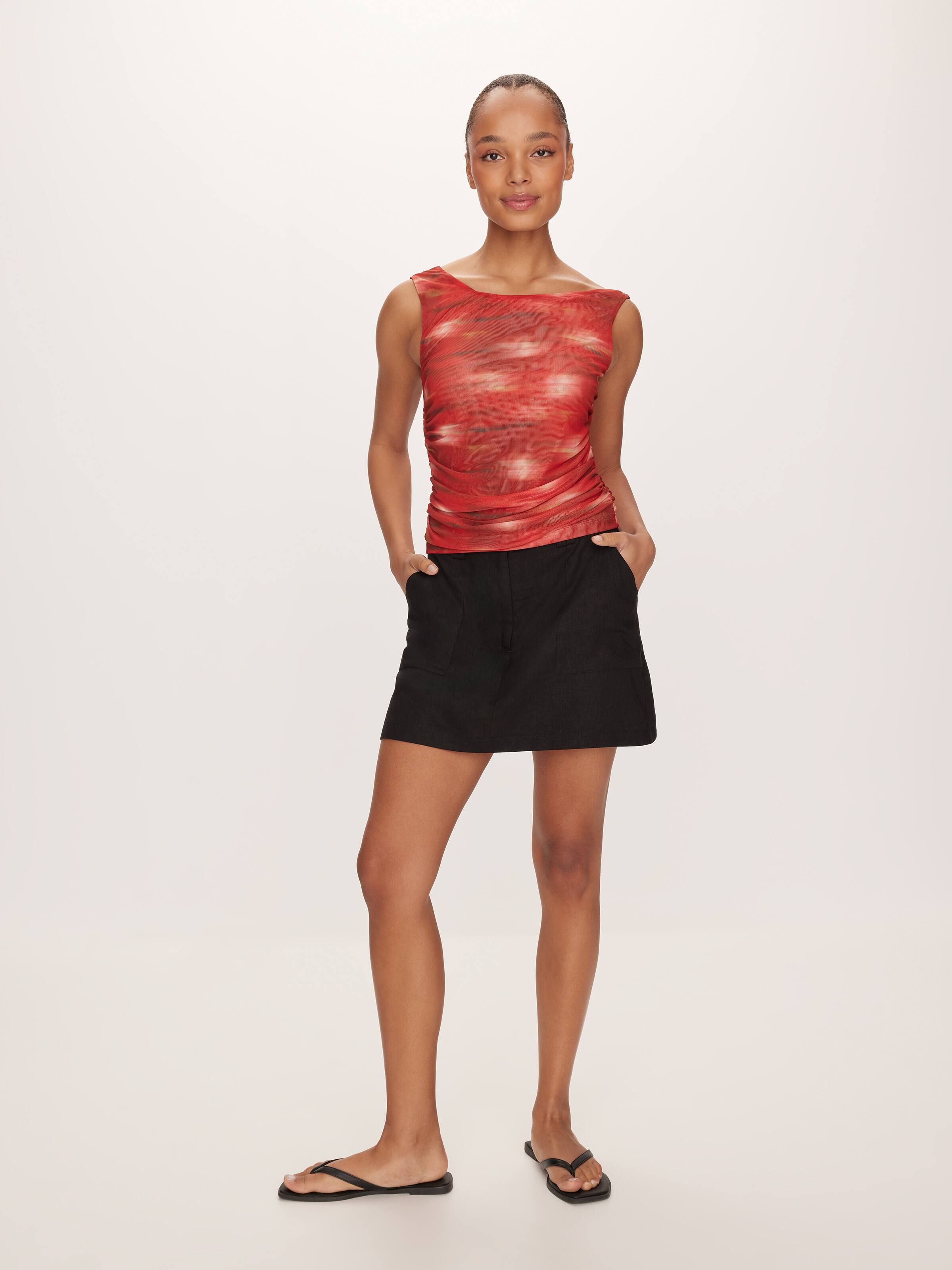 Mesh Sleeveless Twist Top