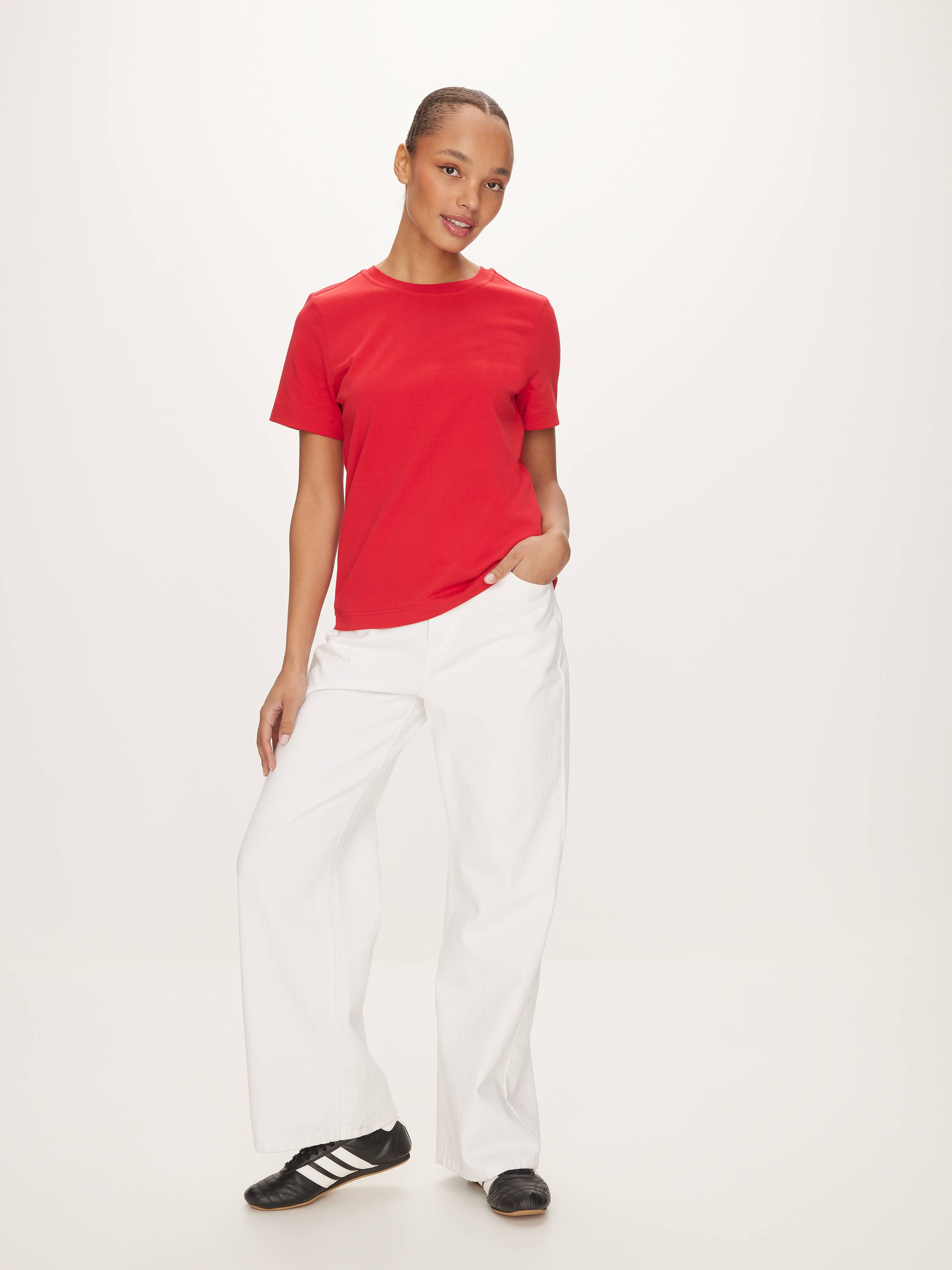 Relaxed Everyday Tee