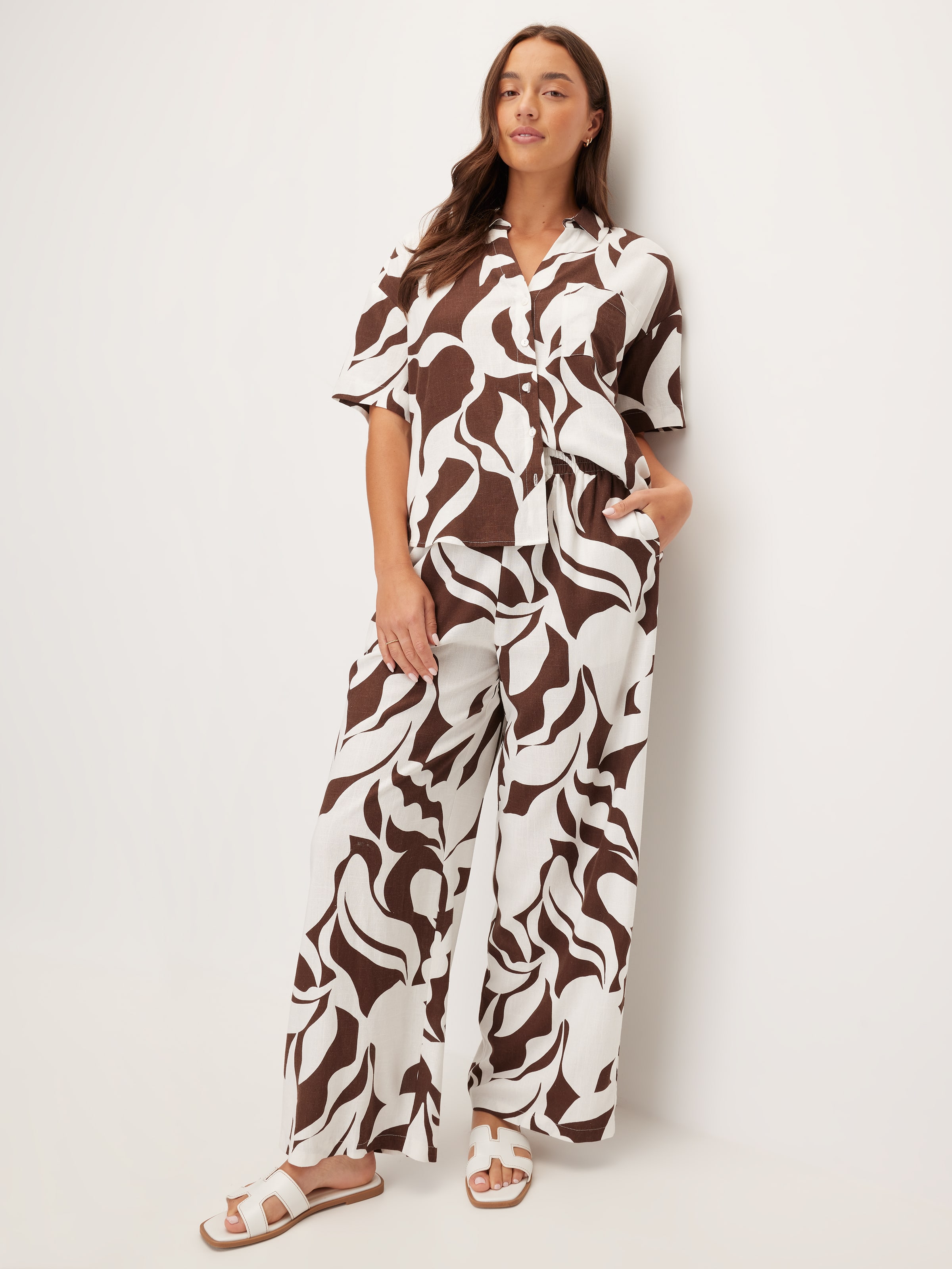 Dylan Pocket Front Shirt