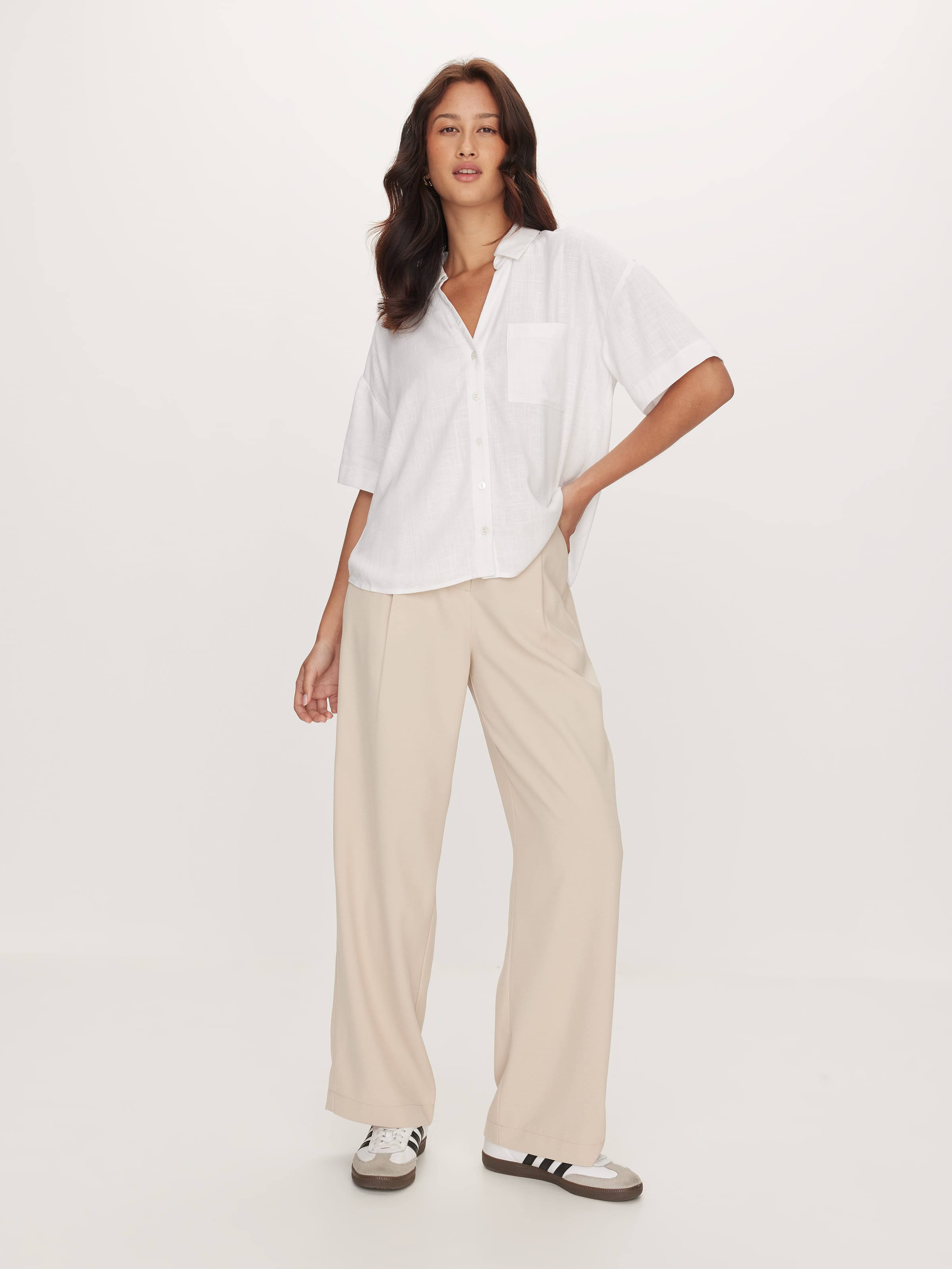 Dylan Pocket Front Short Sleeve Shirt
