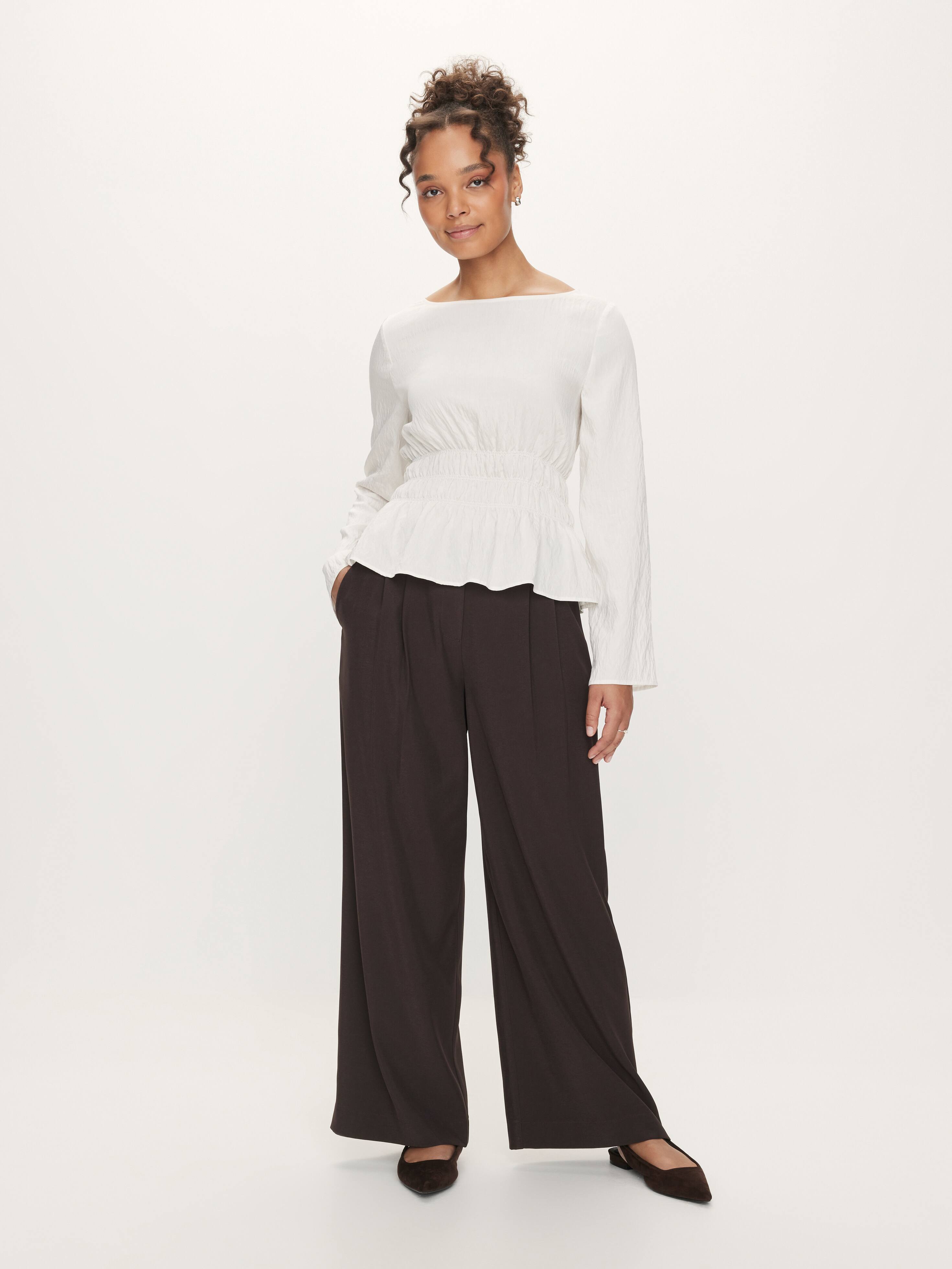 Lainey Long Sleeve Shirred Top