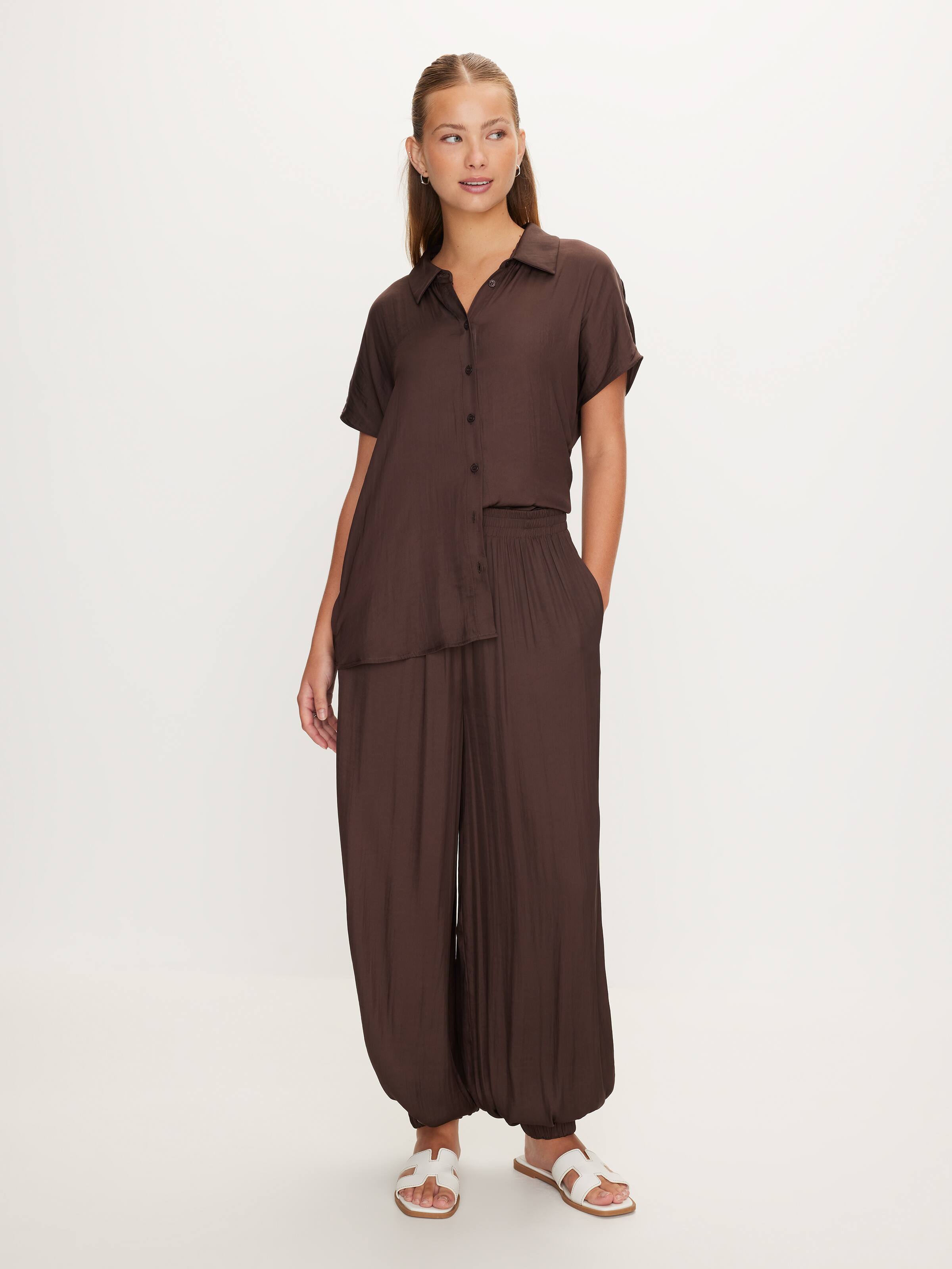 V Shae Ss Stn Shirt (Set)