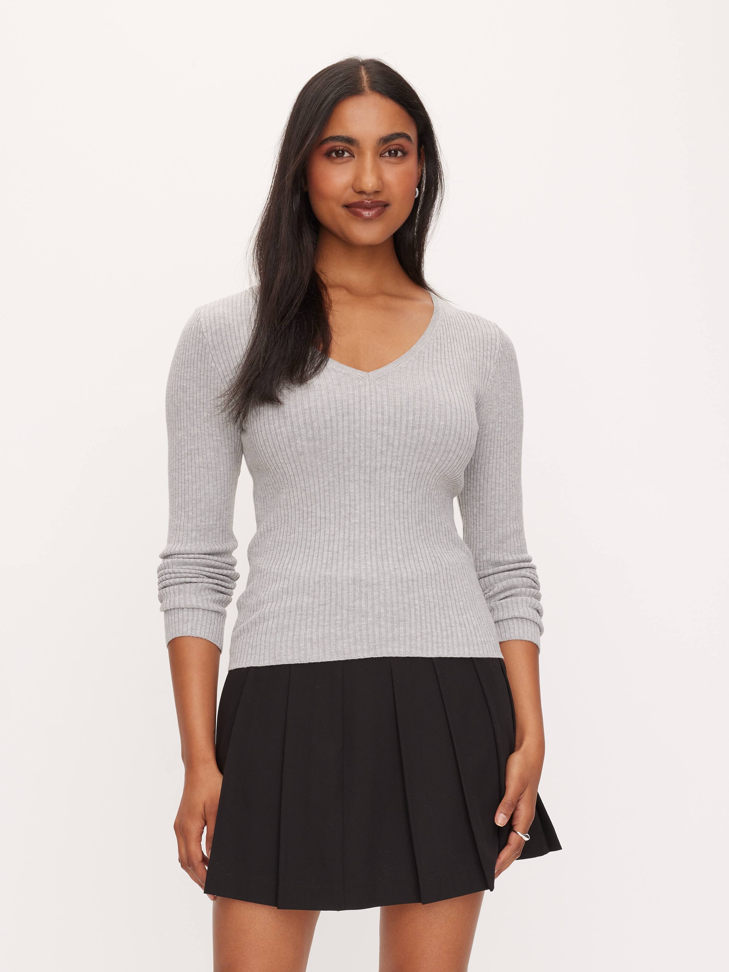 Belle V-Neck Knit