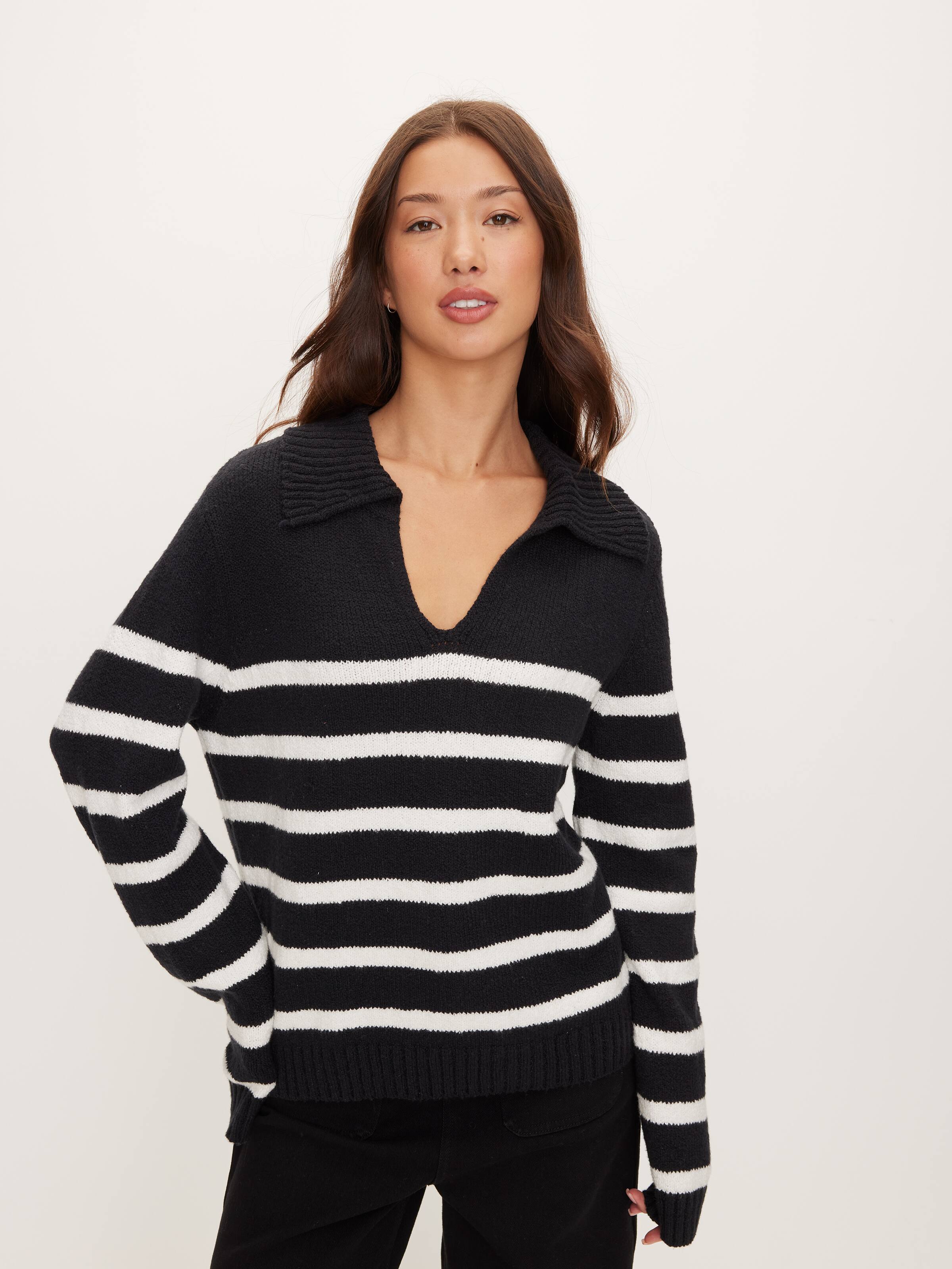 Pamela V-Neck Polo Knit