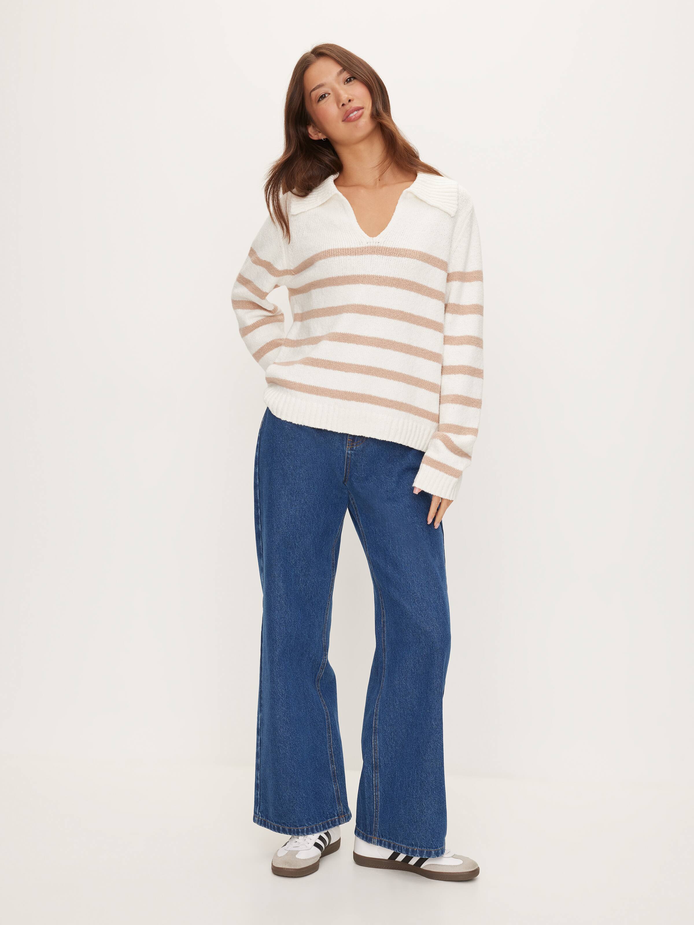 Pamela V-Neck Polo Knit