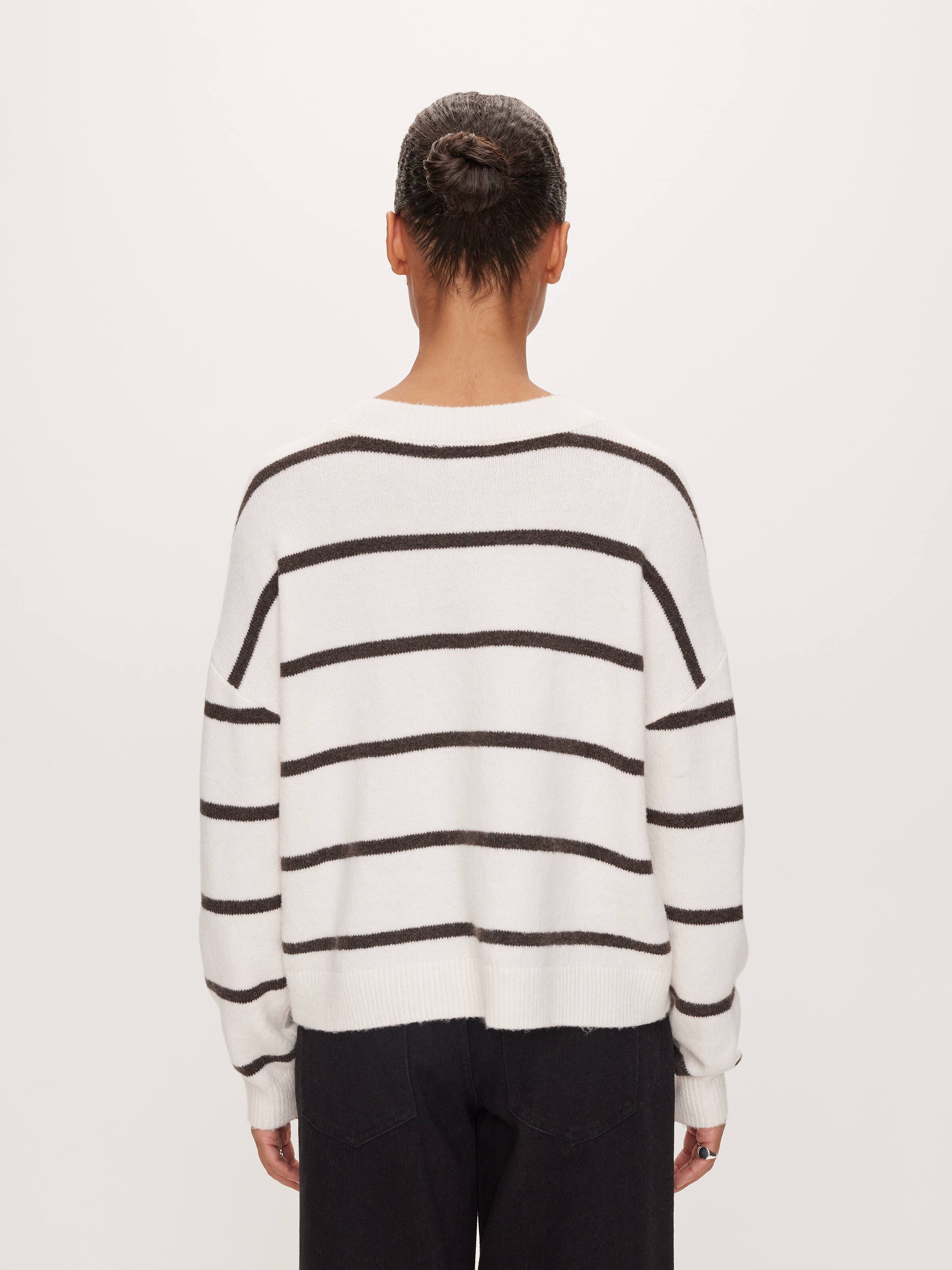 Image for Molly Soft V-Neck Knit from JustGroupNZ