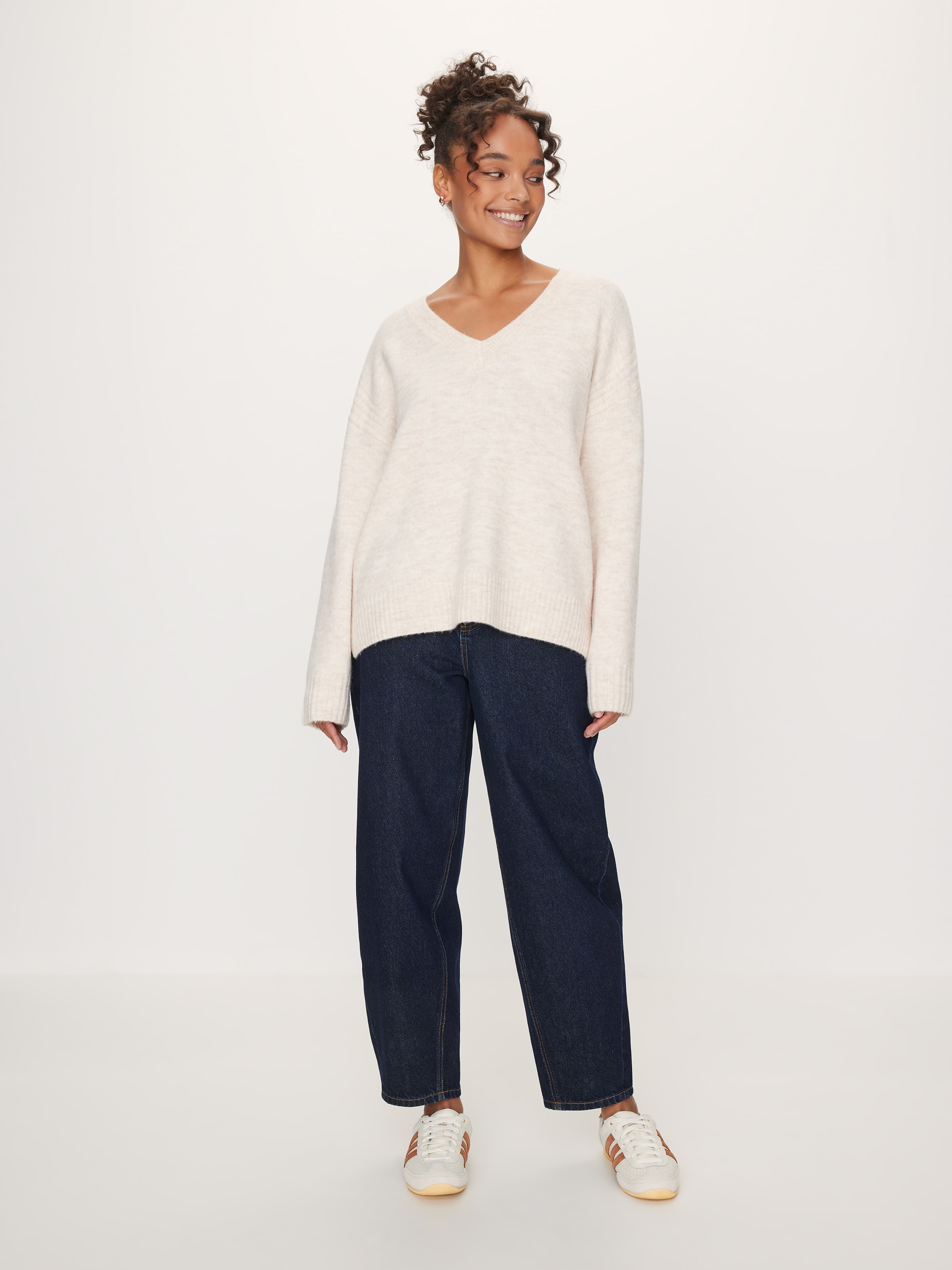 Astra V-Neck Relaxed Knit