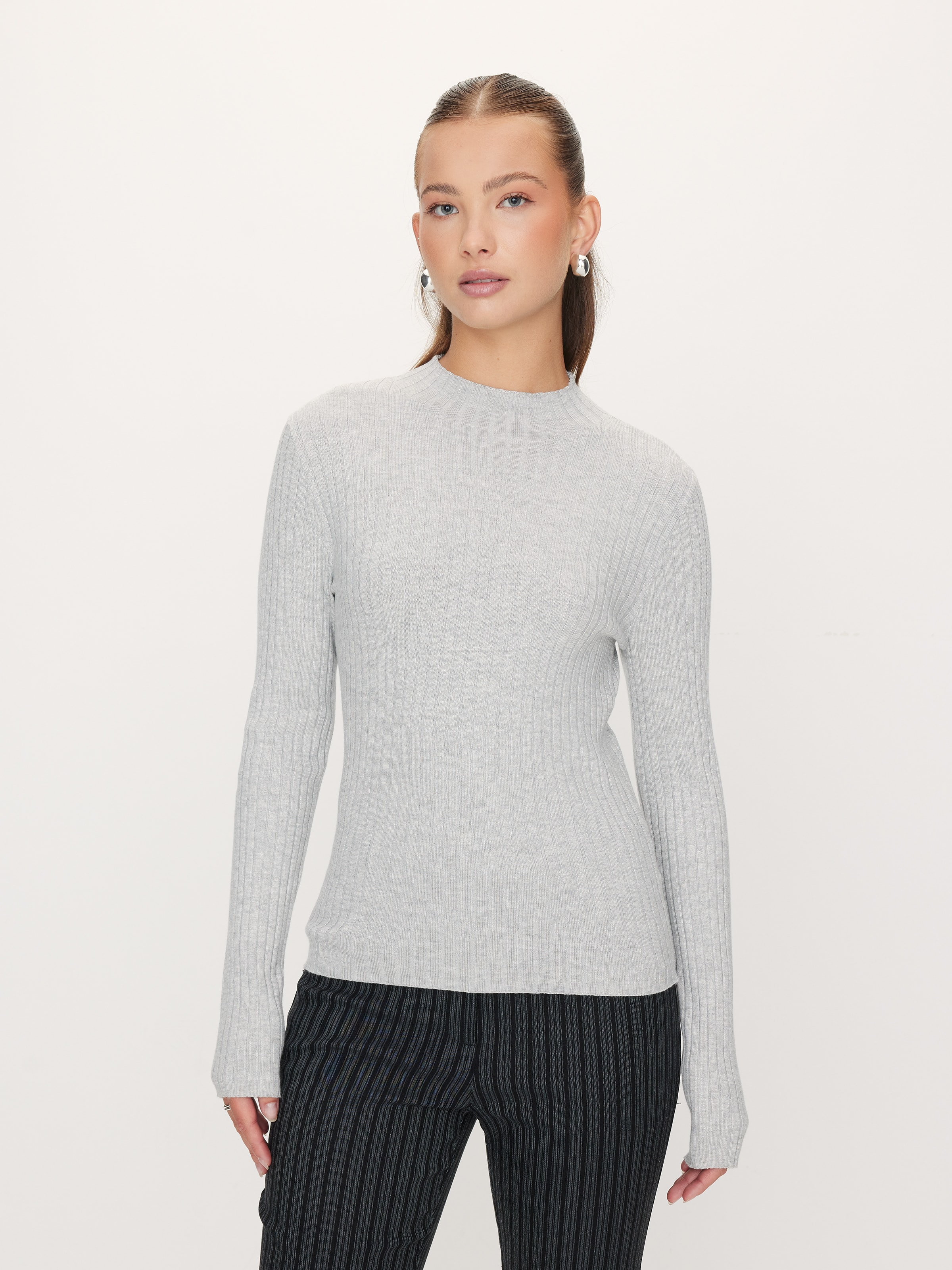 Serena Mock Neck