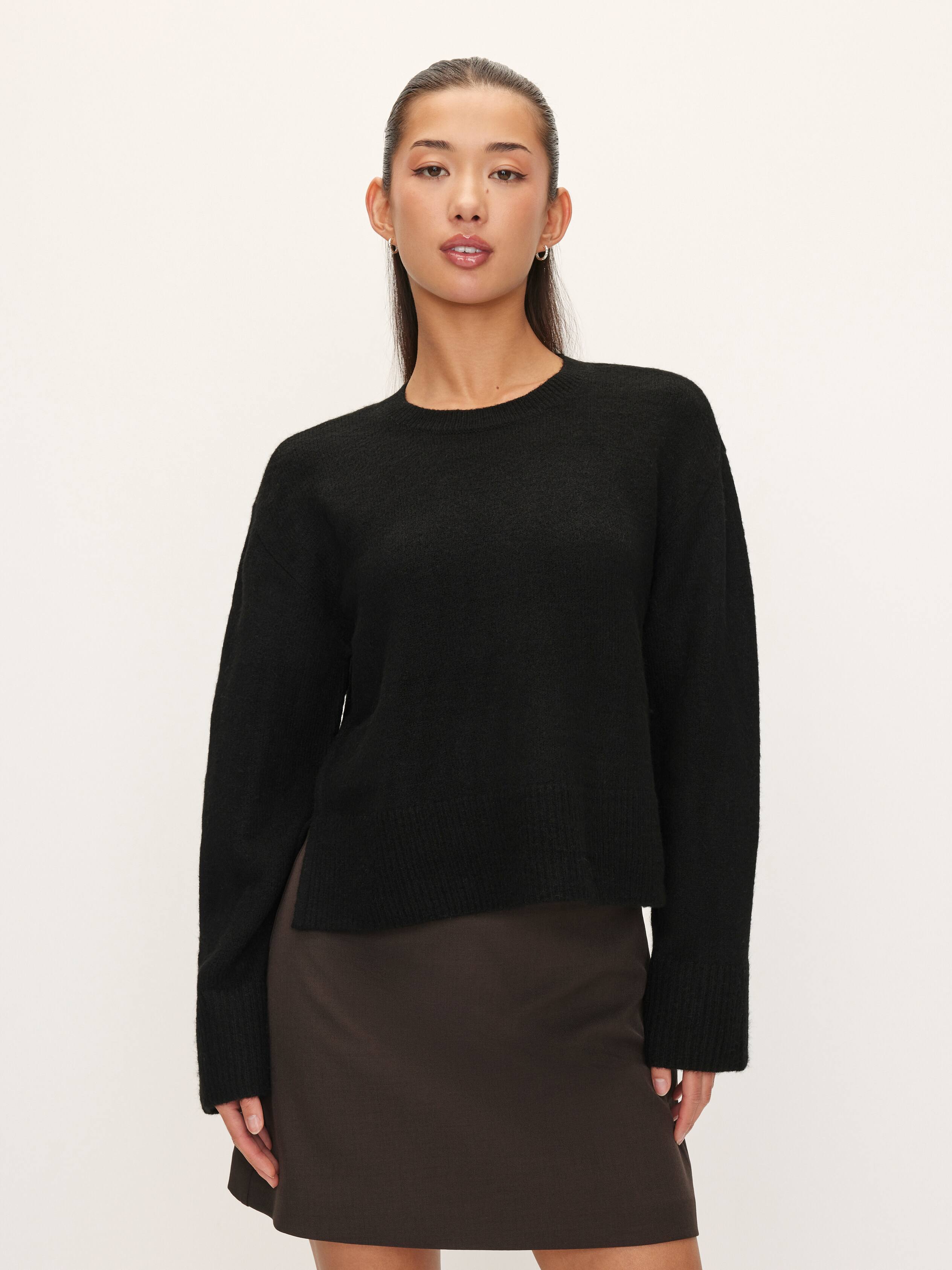 Liana Easy Long Sleeve Pullover