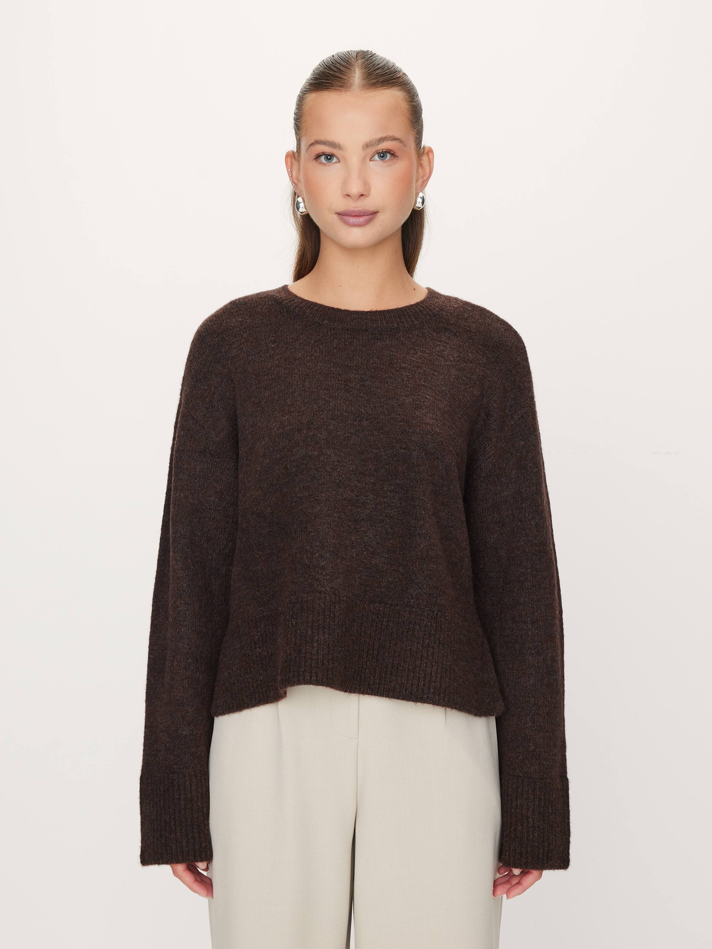 Liana Easy Long Sleeve Pullover