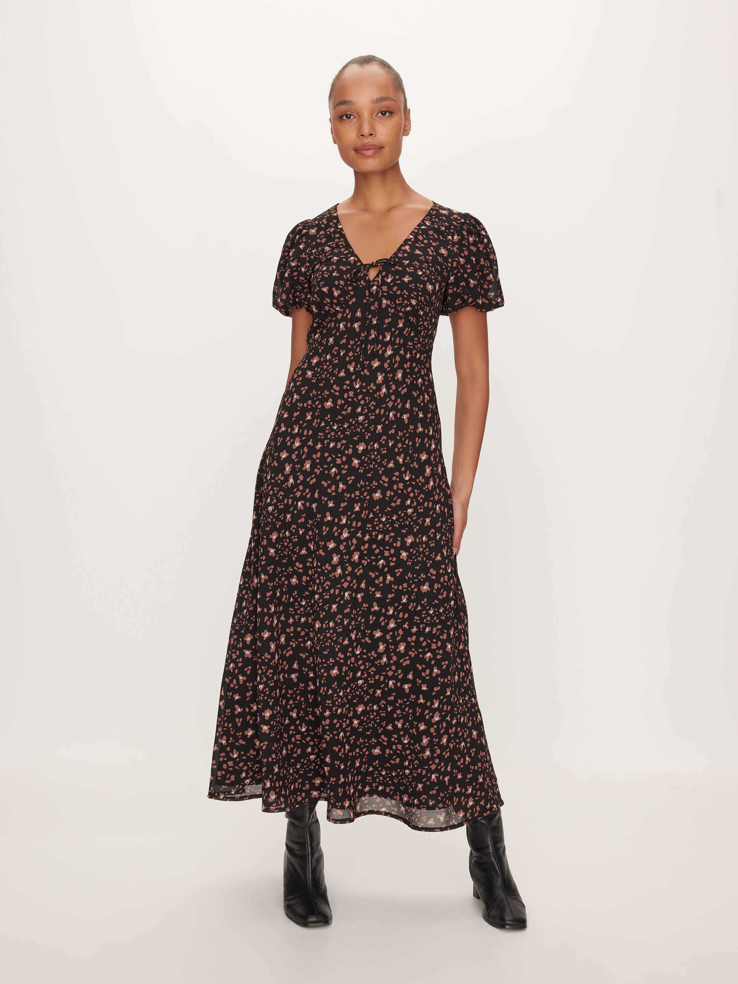 Aster Short Sleeve  Midi