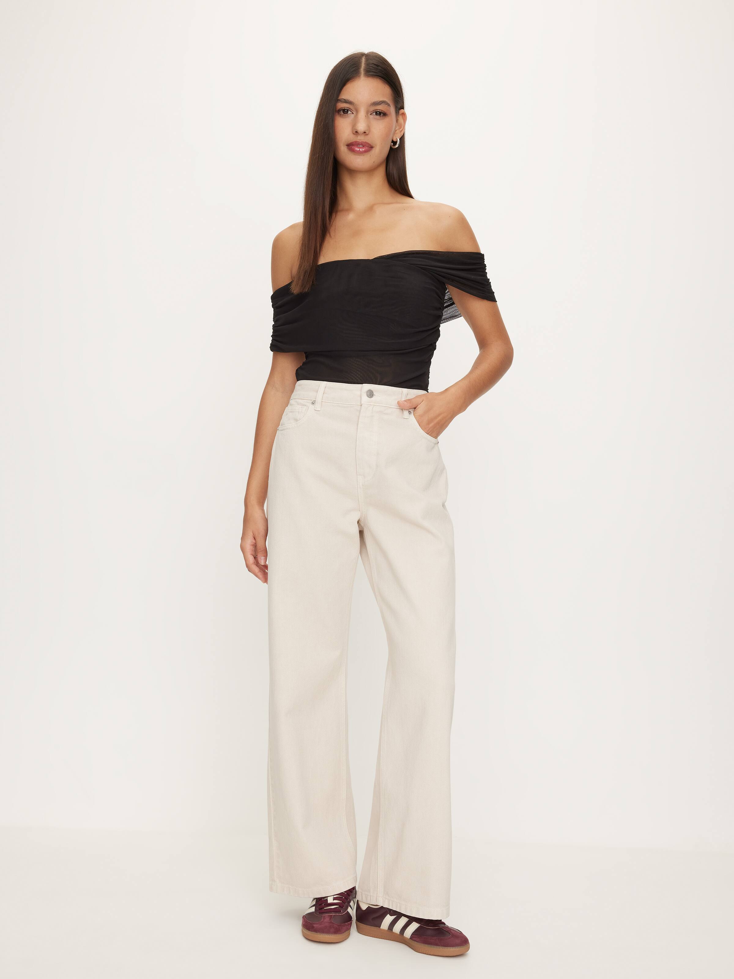 Rae Wide Leg Jean