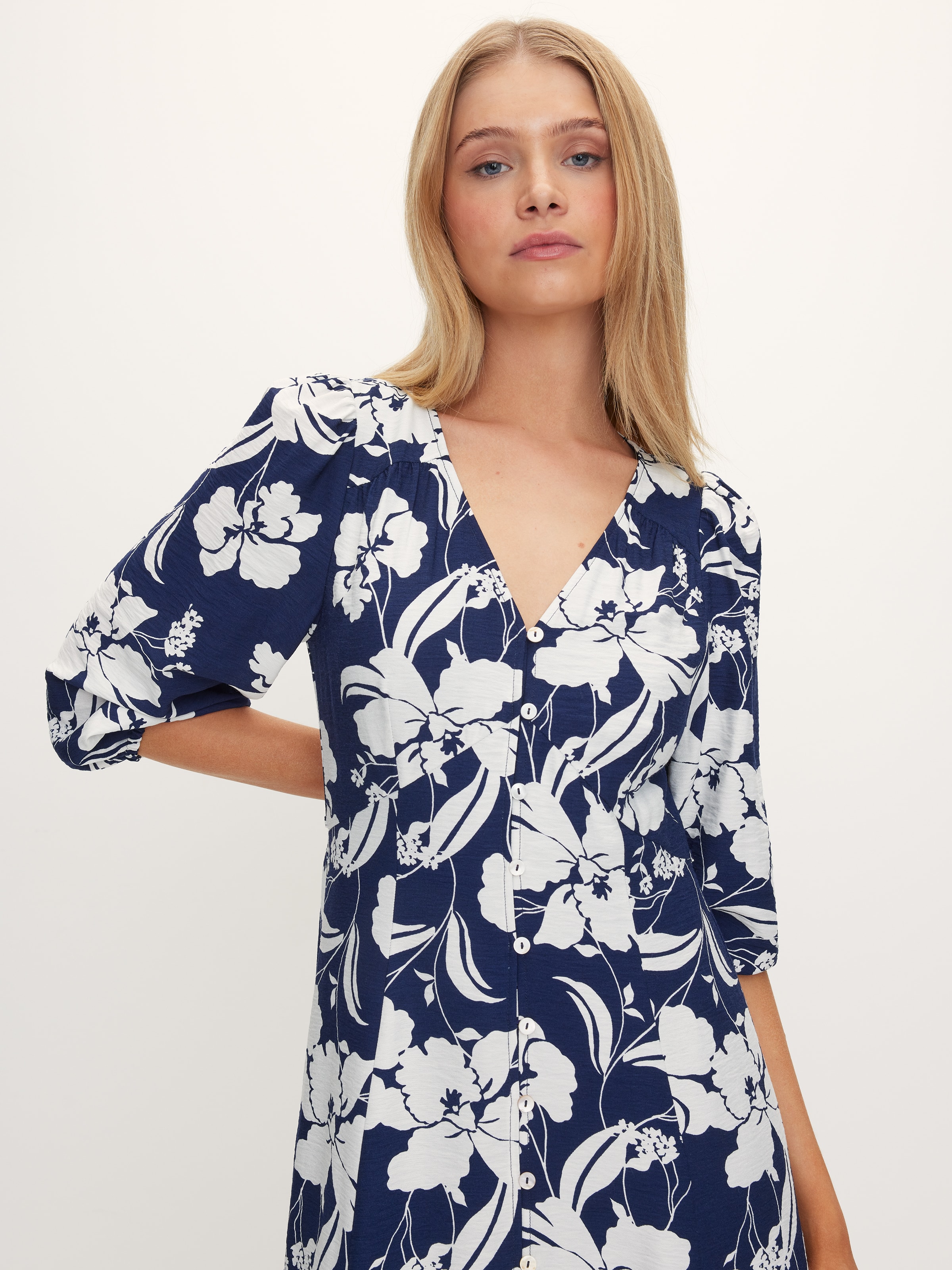 Iris 3/4 Sleeve Midi Dress