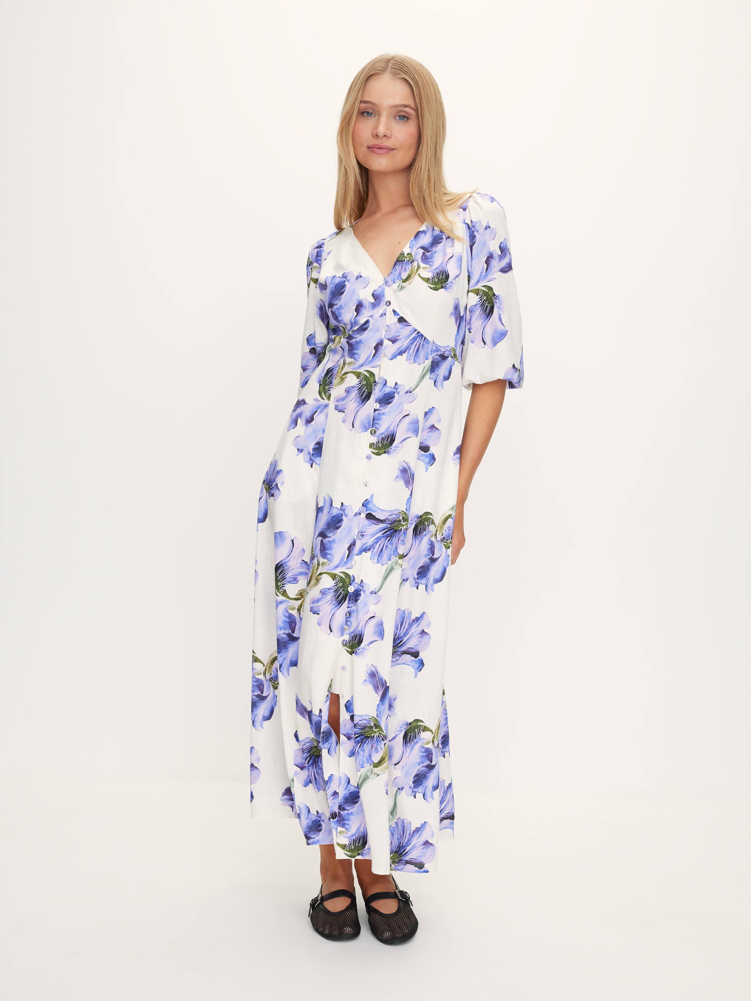 Iris 3/4 Sleeve Midi Dress