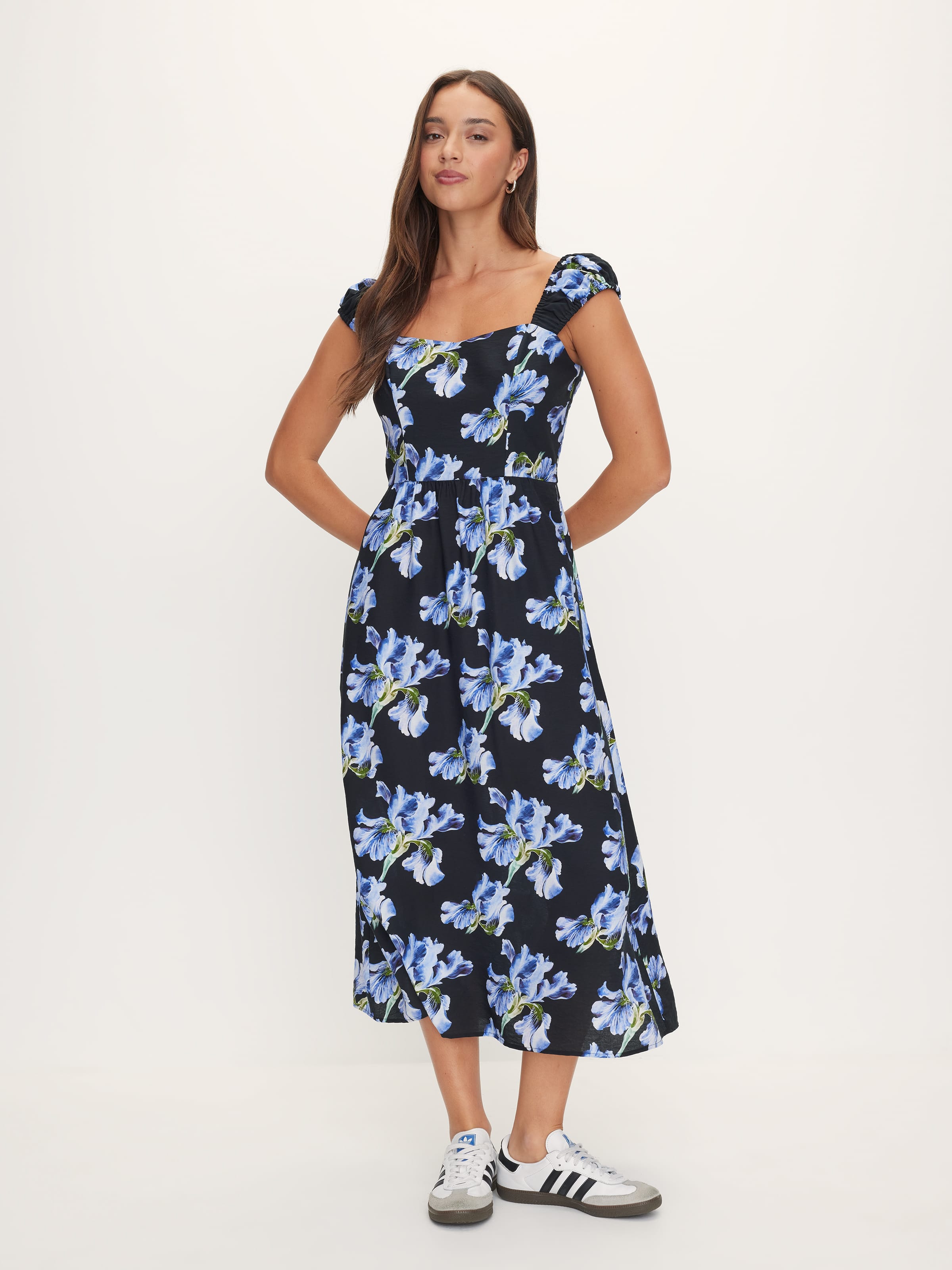 Faye Sweetheart Midi Dress