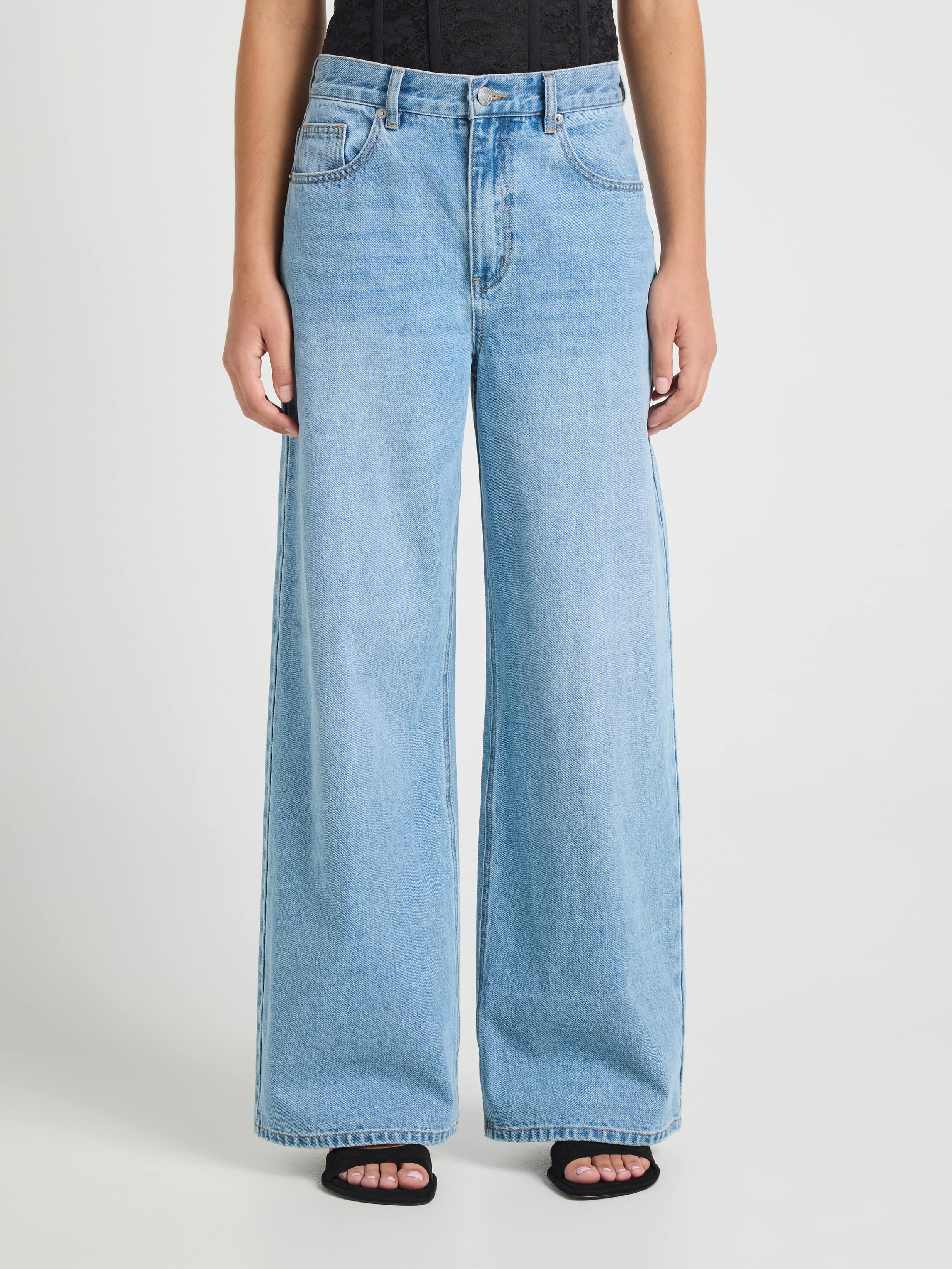 Whitney Wide And High Jeans