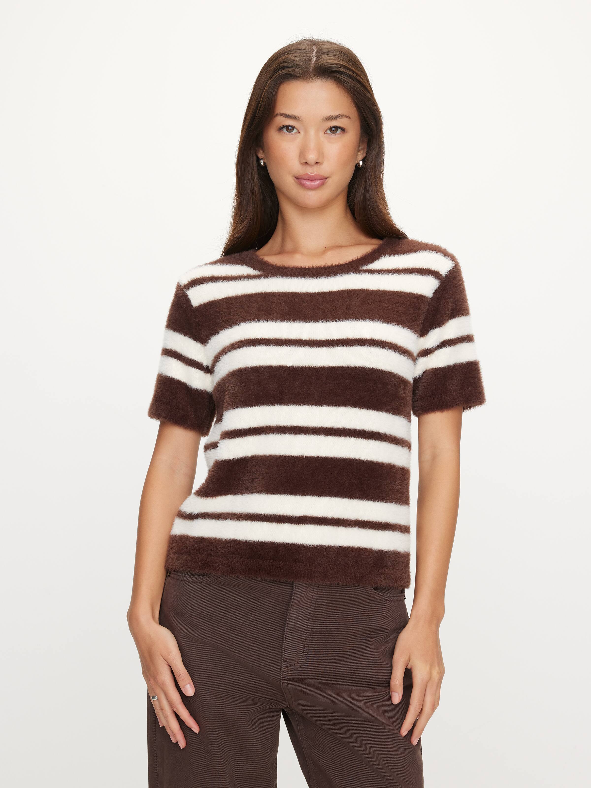 Aspen Feather Short Sleeve Knit