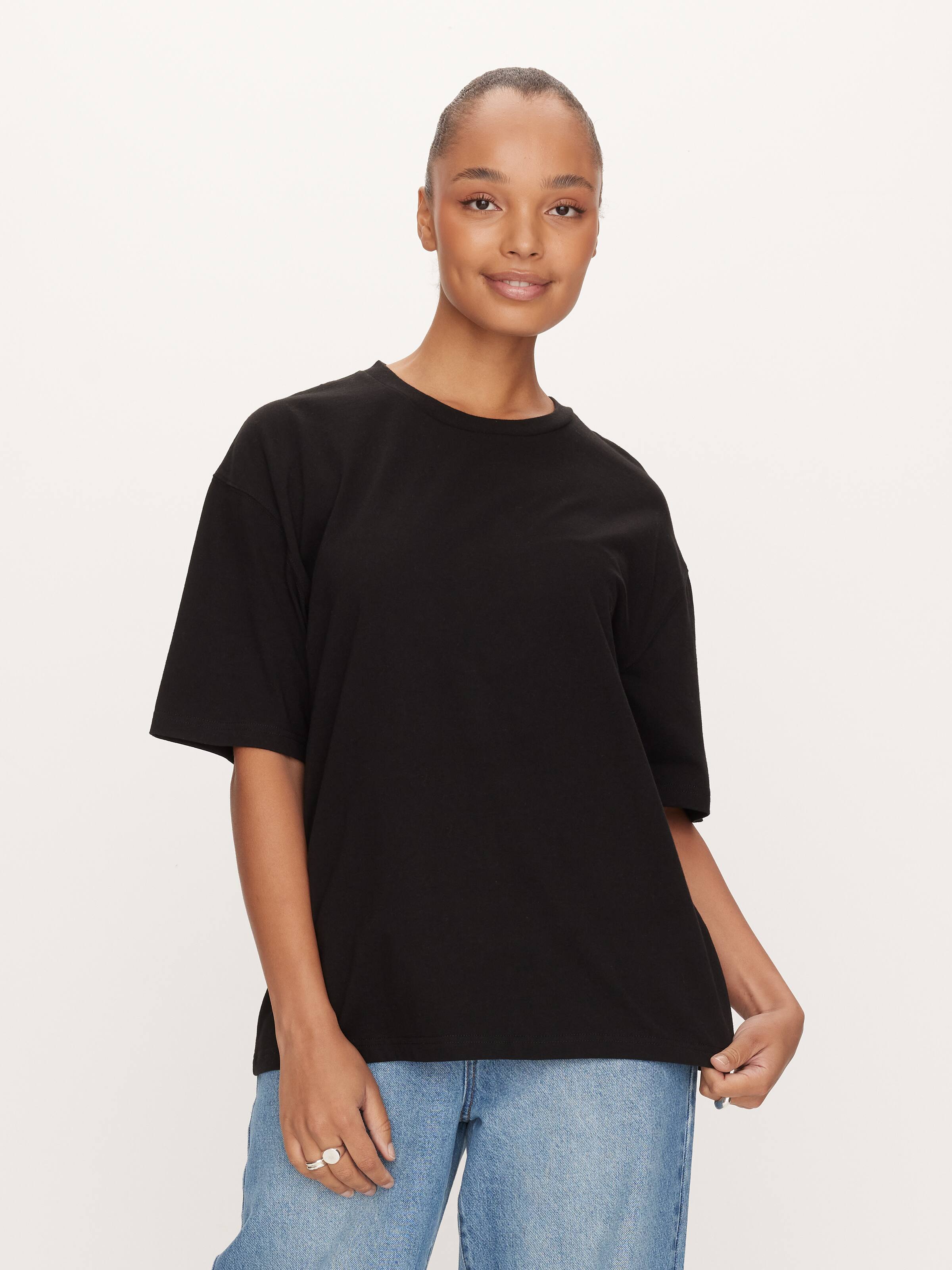 Relaxed Oversized Tee