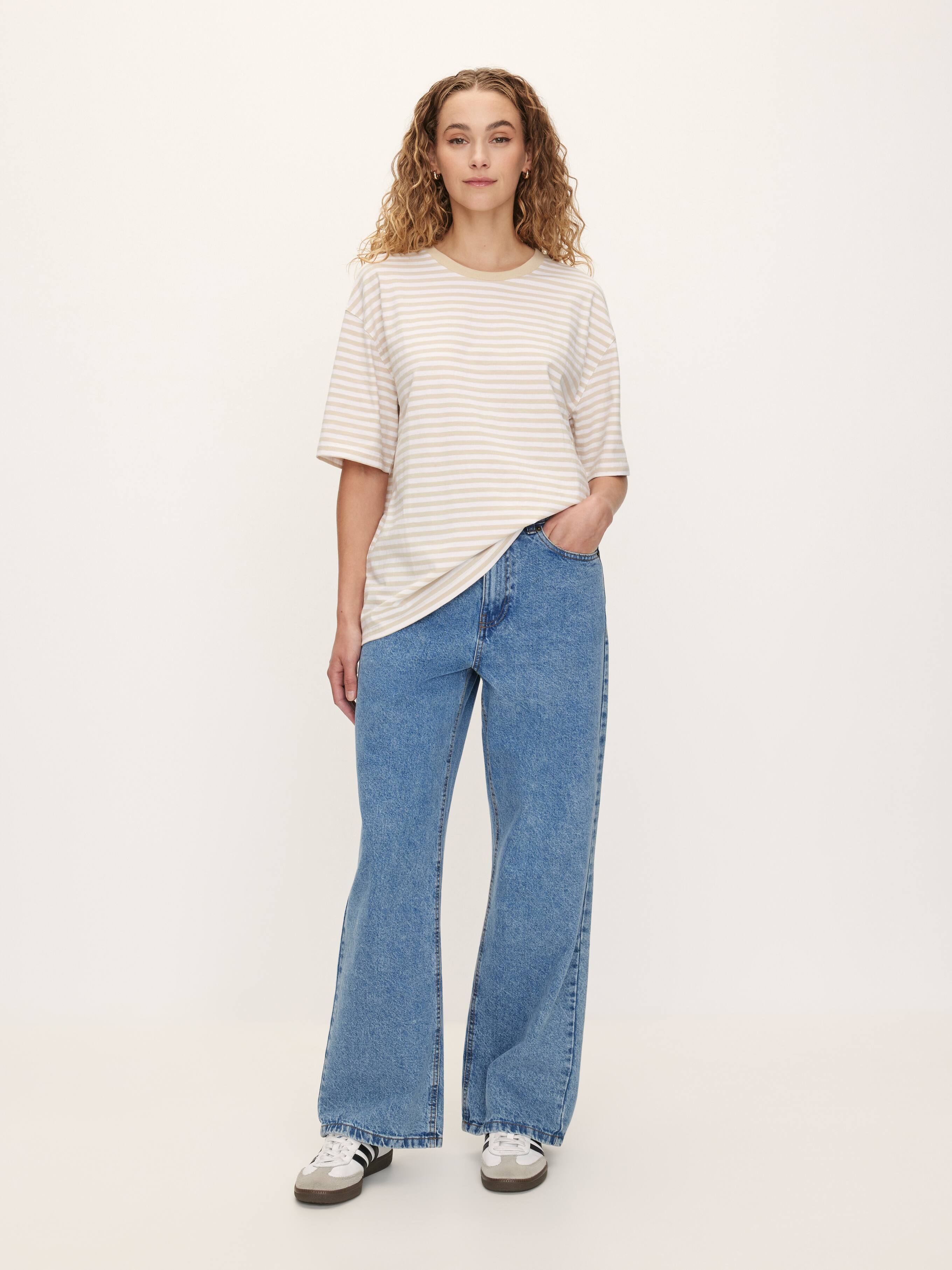 Relaxed Oversized Tee