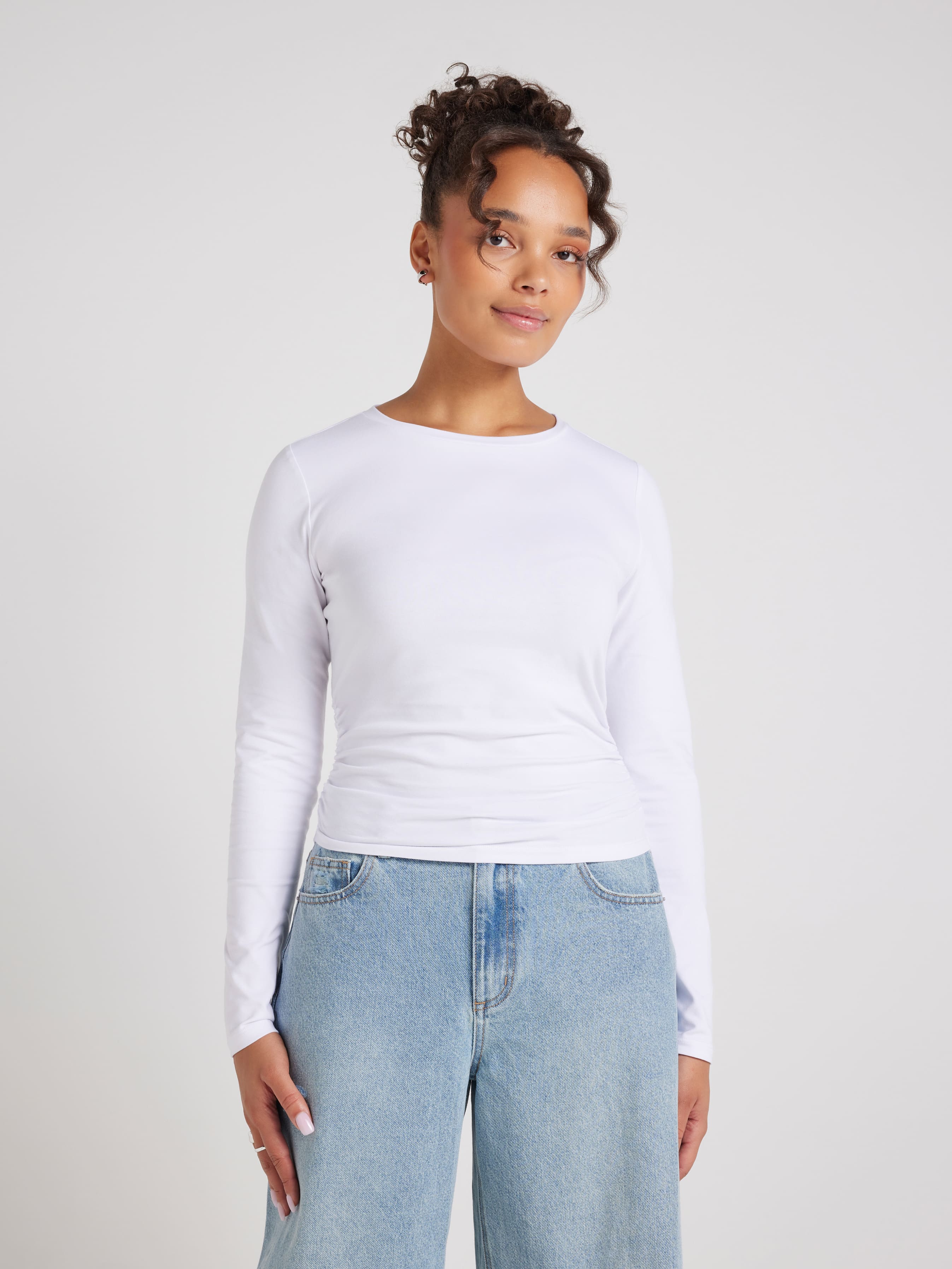Crop Rouched Long Sleeve Top