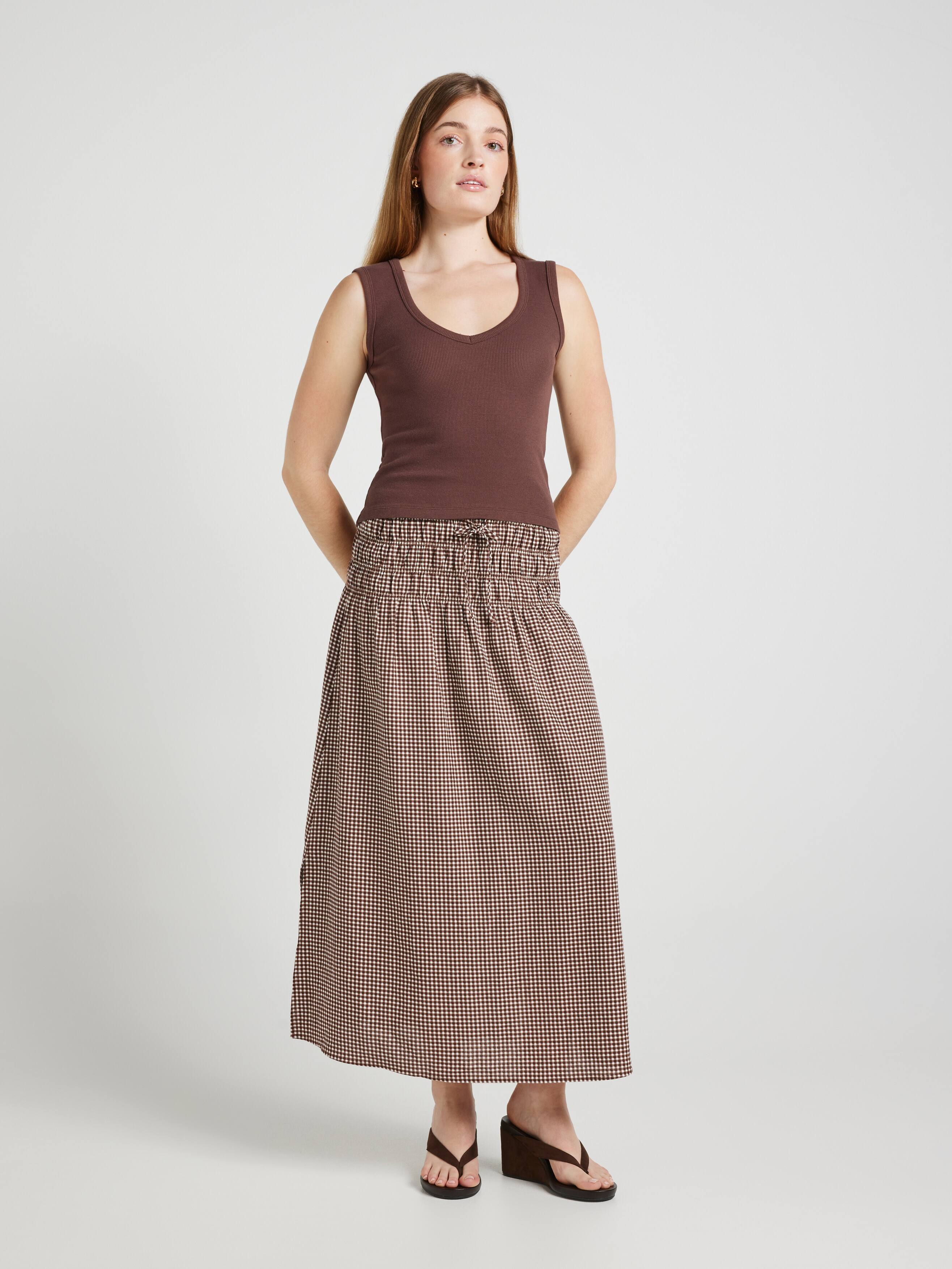 Pippa V-Neck Rib Tank