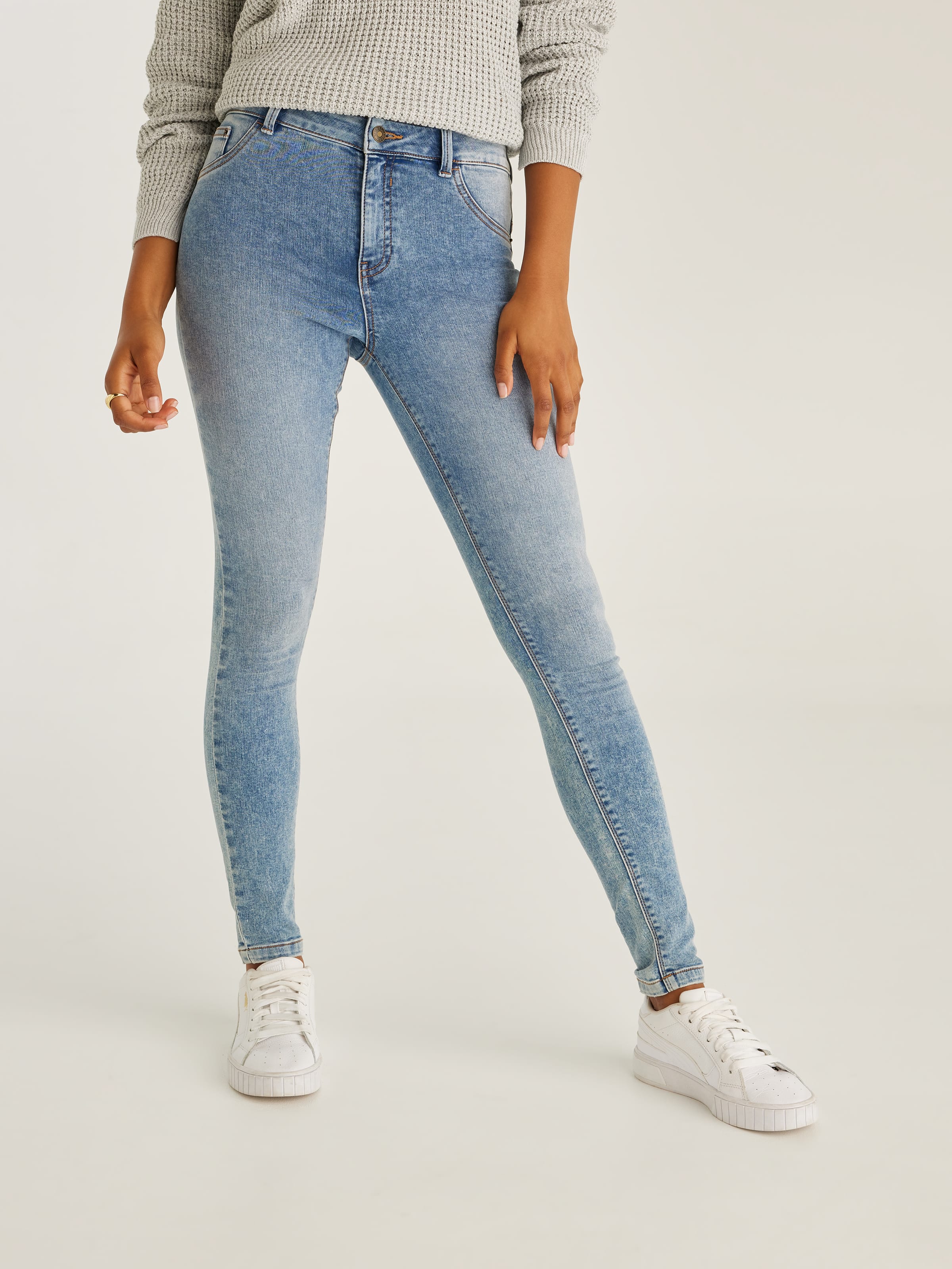 Peaches Push Up Jean