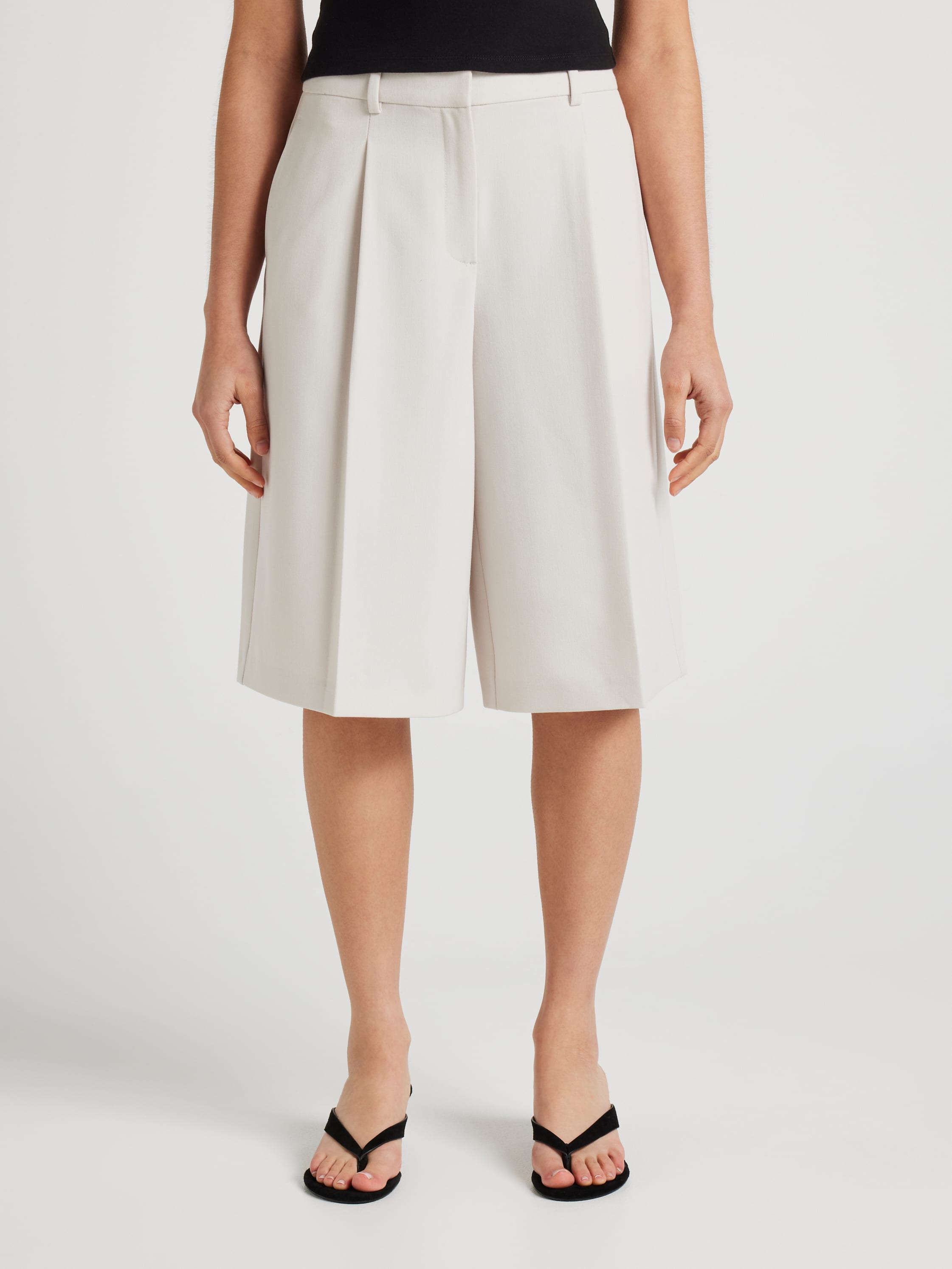 Sydney Bermuda Short