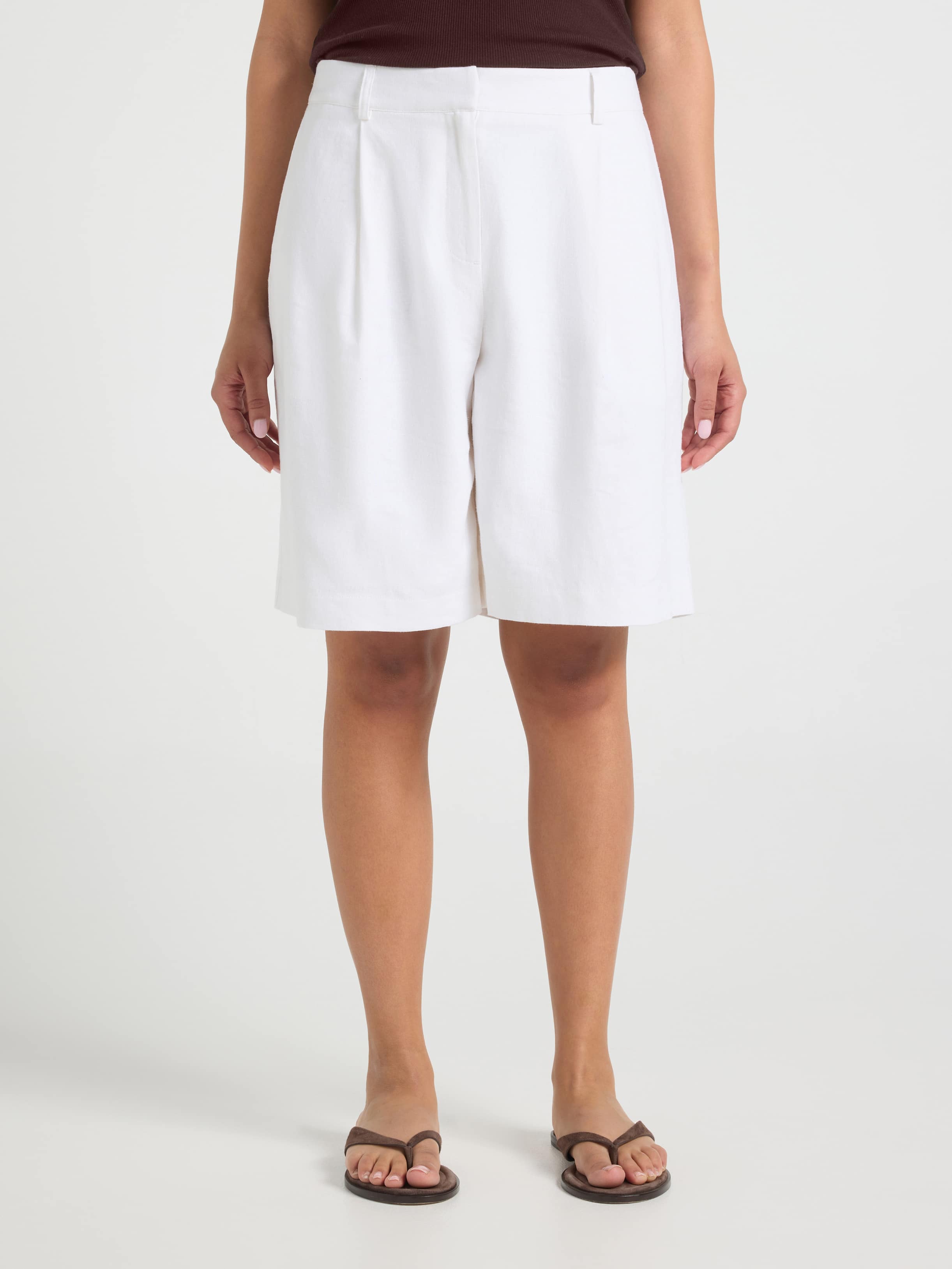 Bailey Bermuda Short