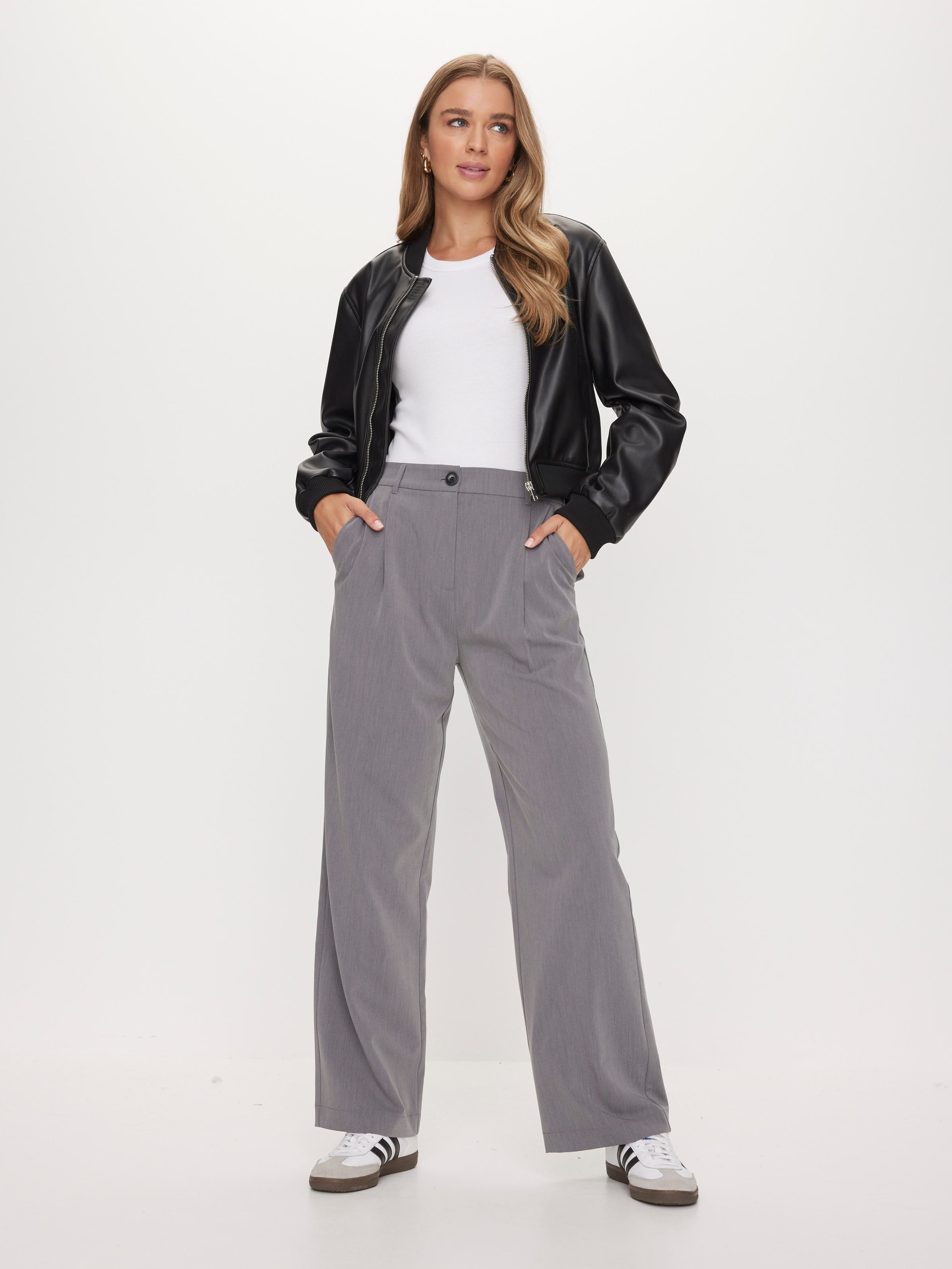 Training pants (3/4 long) in Sale for women, Buy online