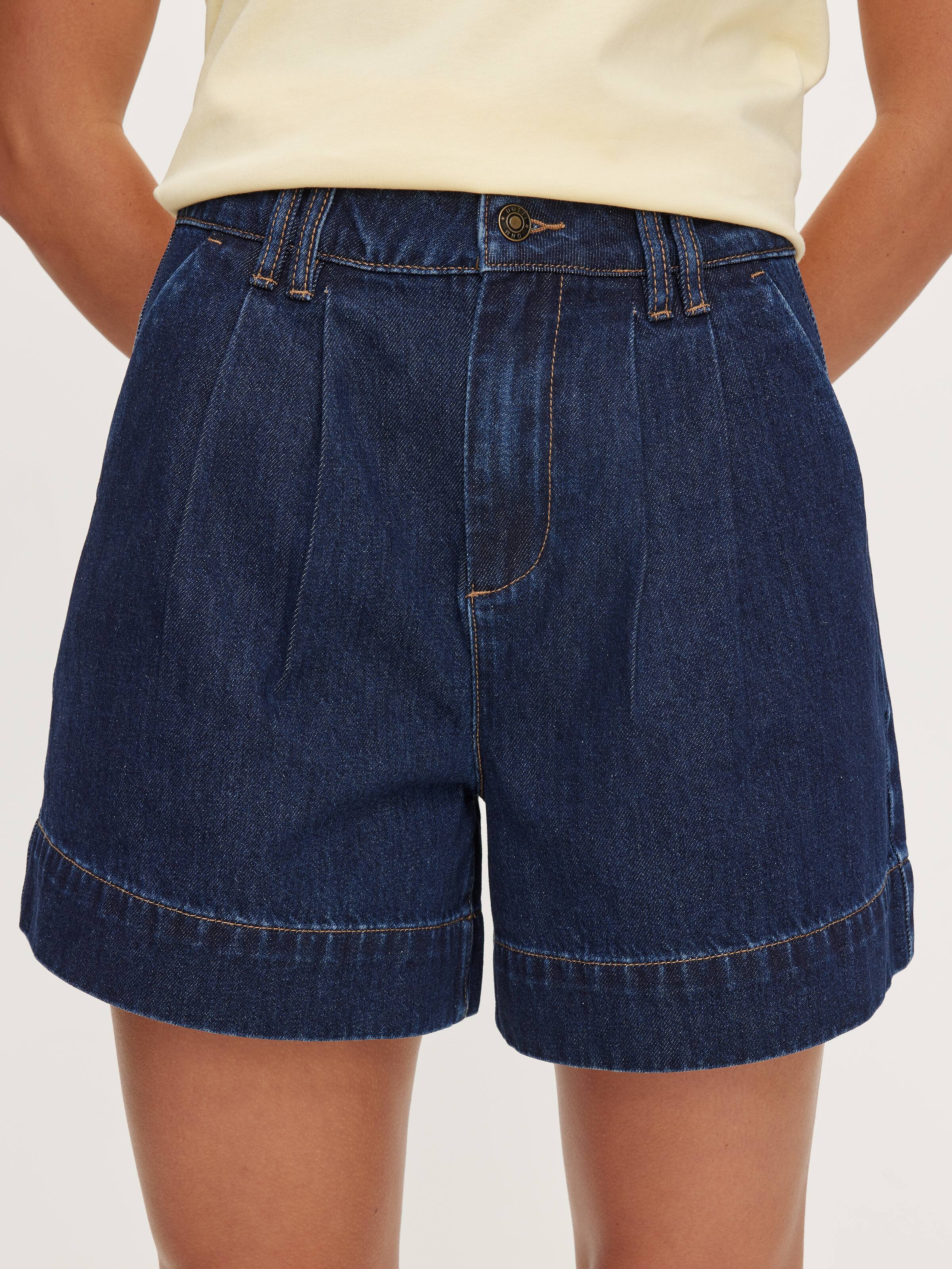 Gracie Pleat Front Short