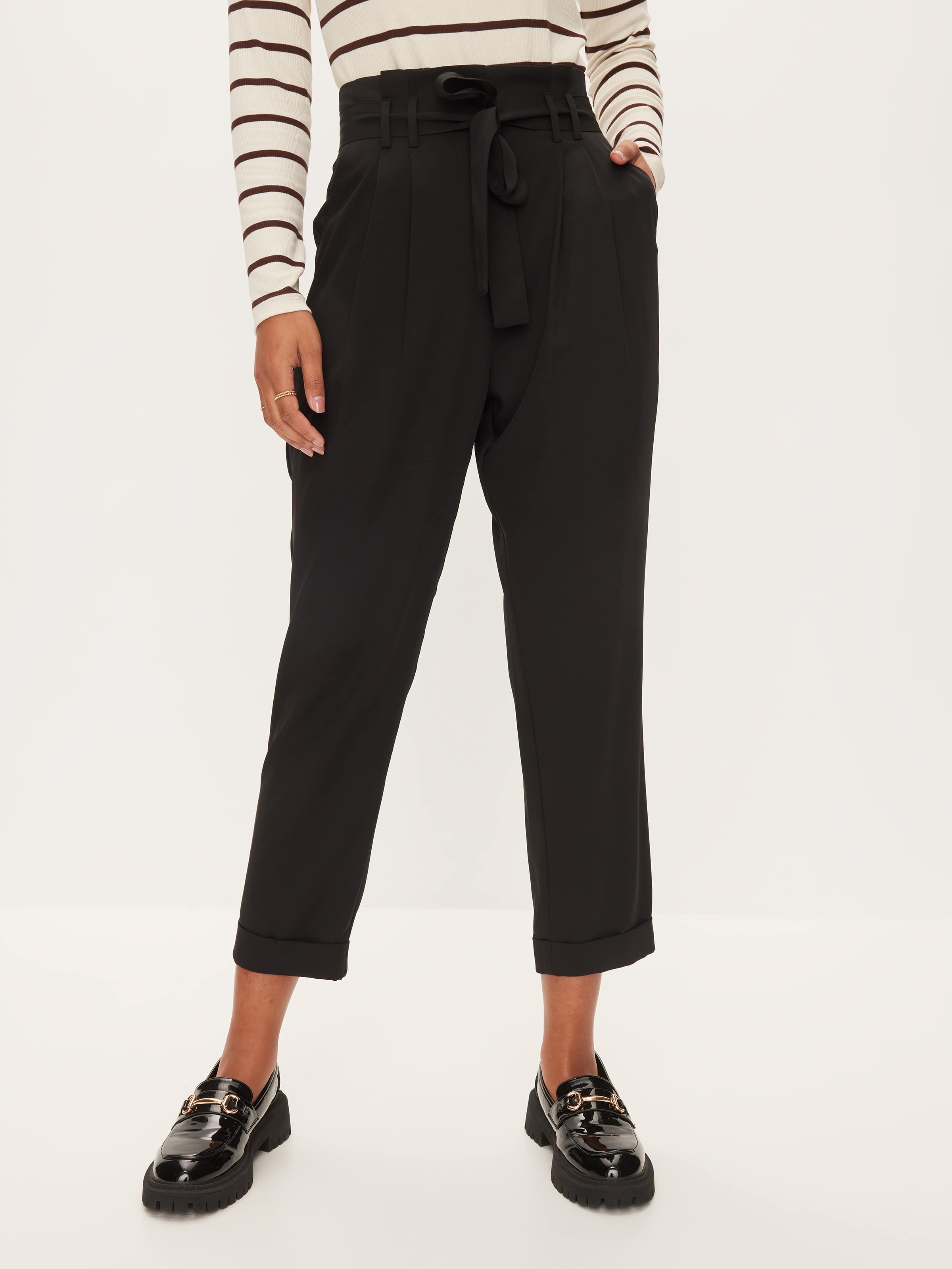 Paperbag trousers with belt | MANGO
