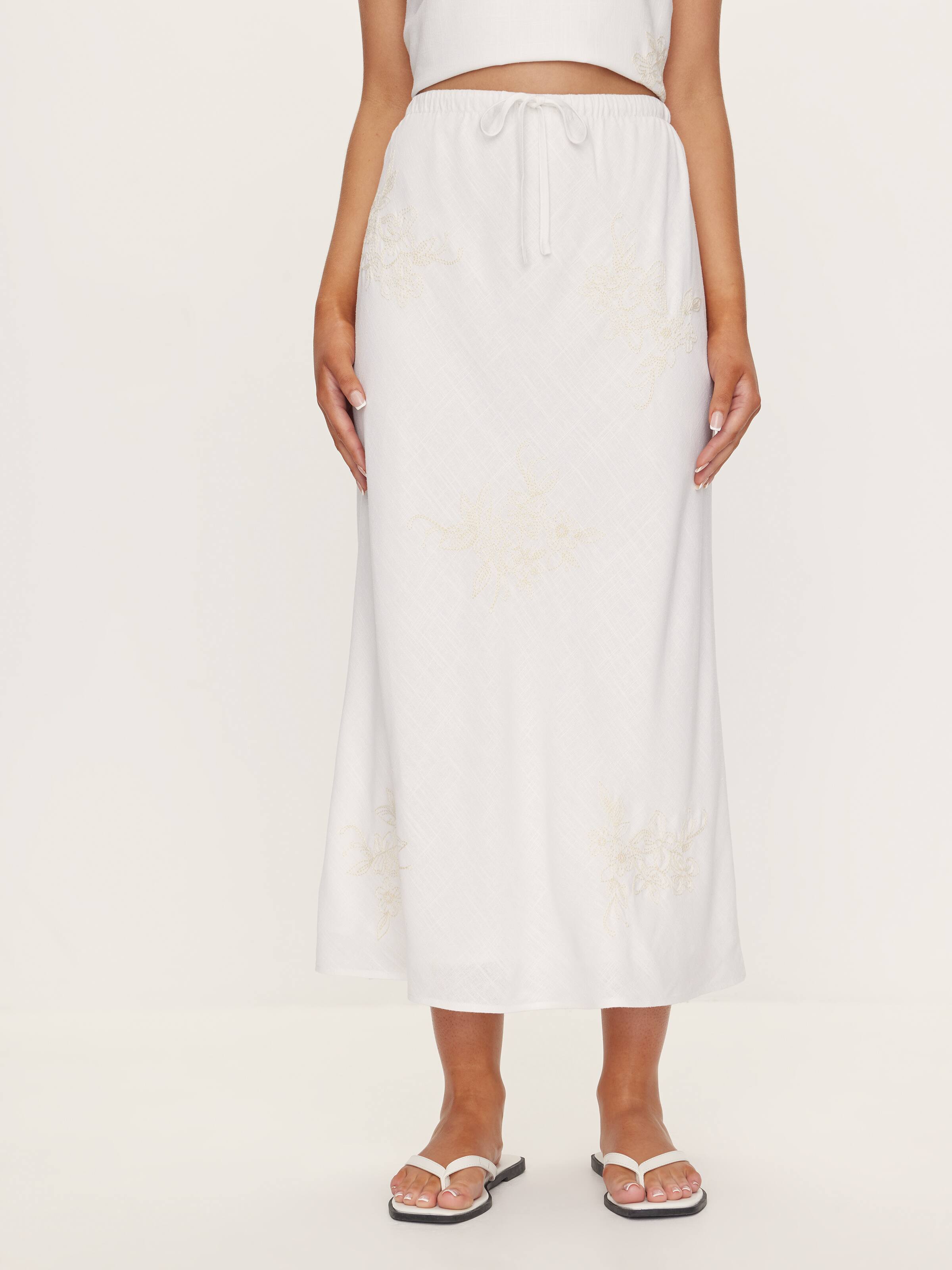 Gracella Embroidered Midi Skrt