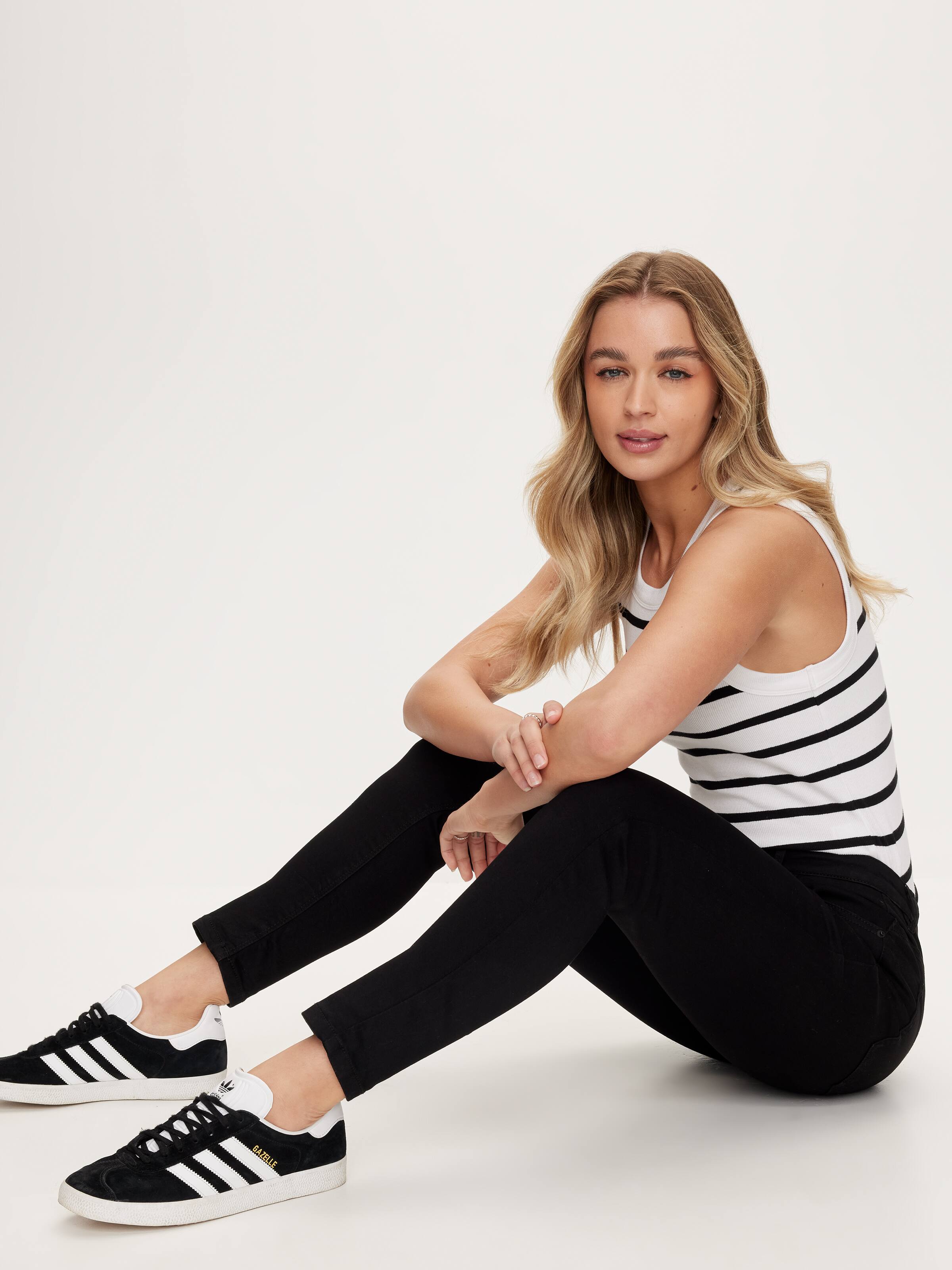 Image for Harper Highrise Cropped Jean from JustGroupNZ