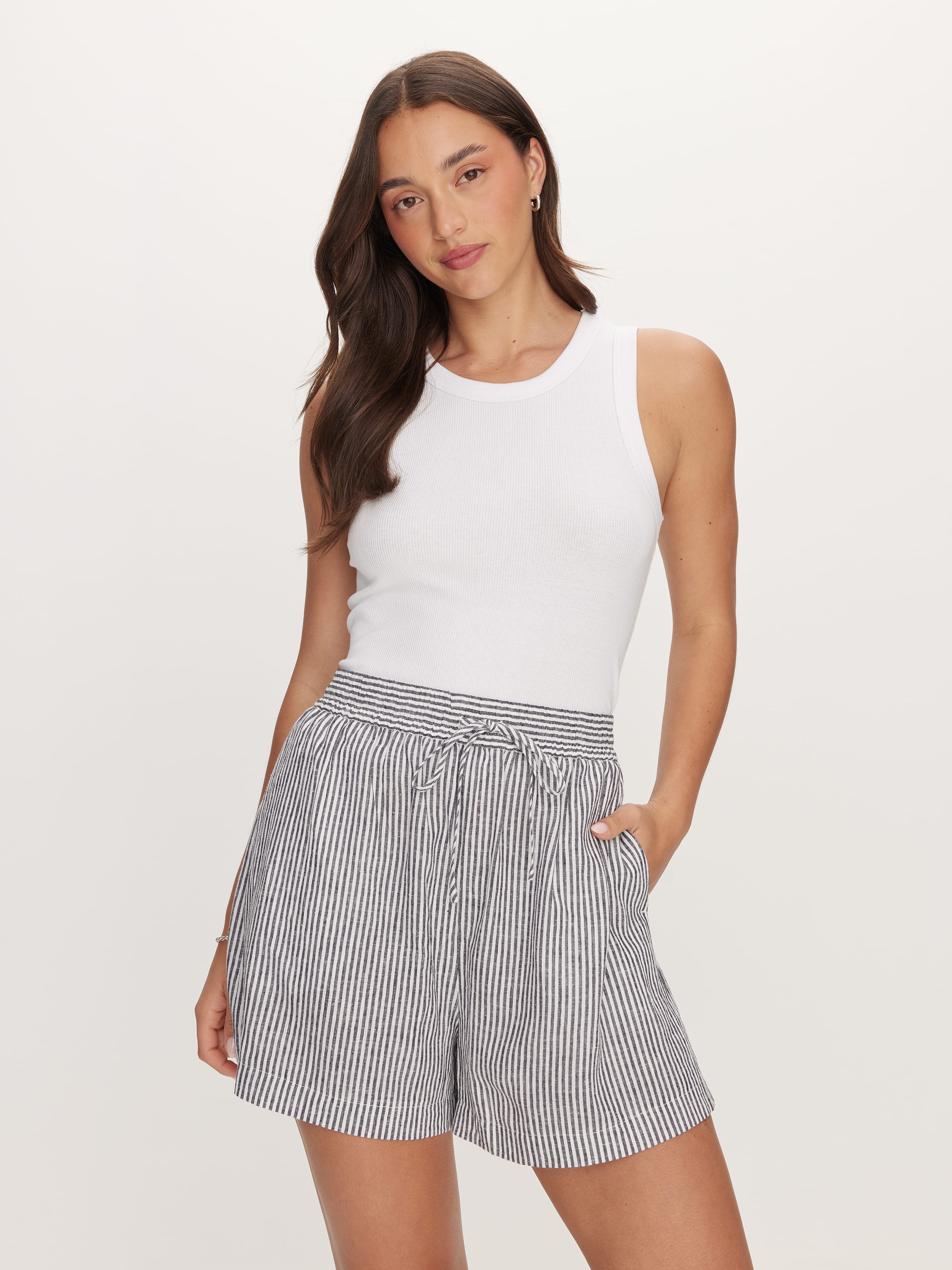 Carina Linen Blend Tie Front Short