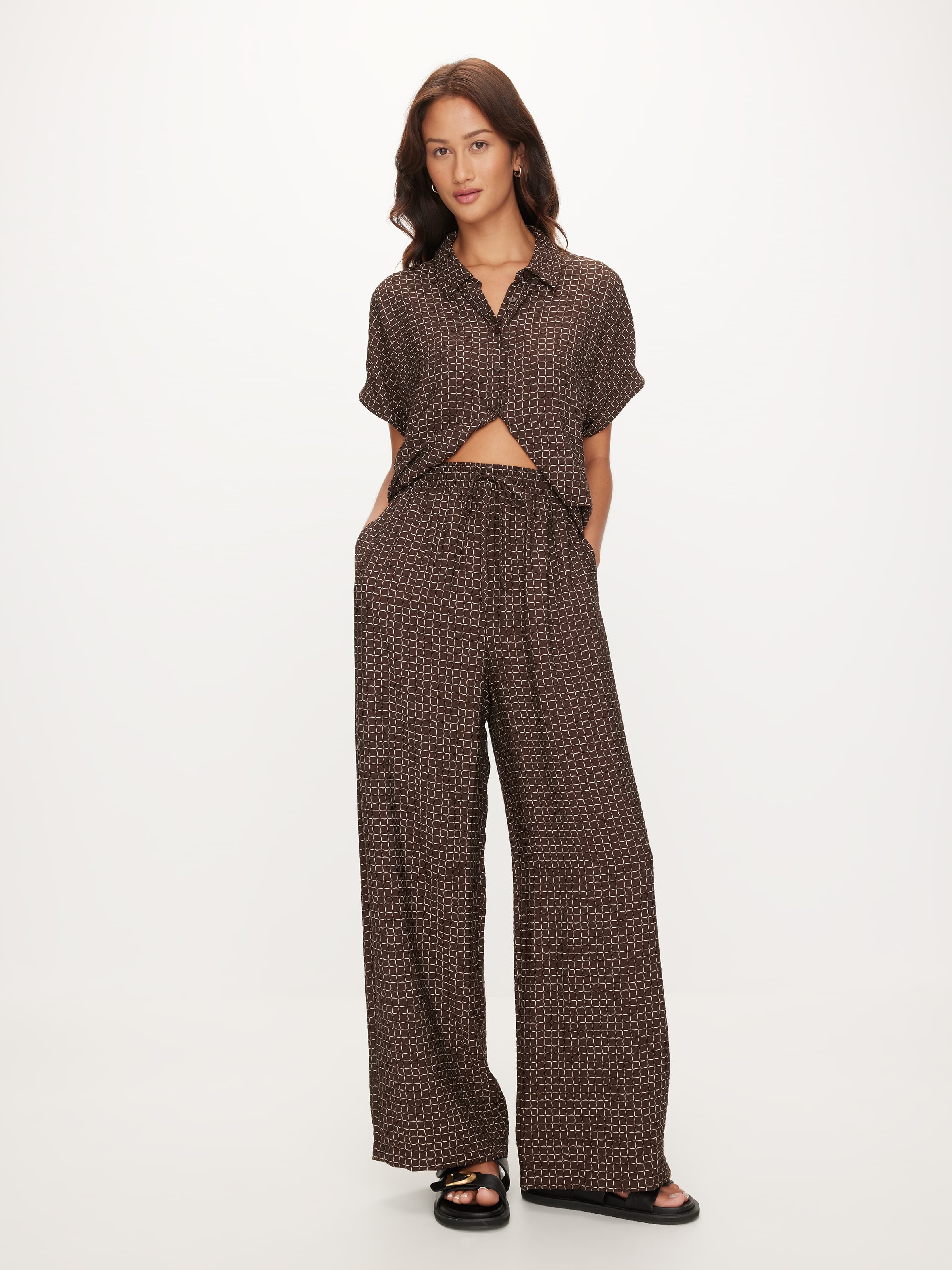 Tina Textured Straight Leg Pant