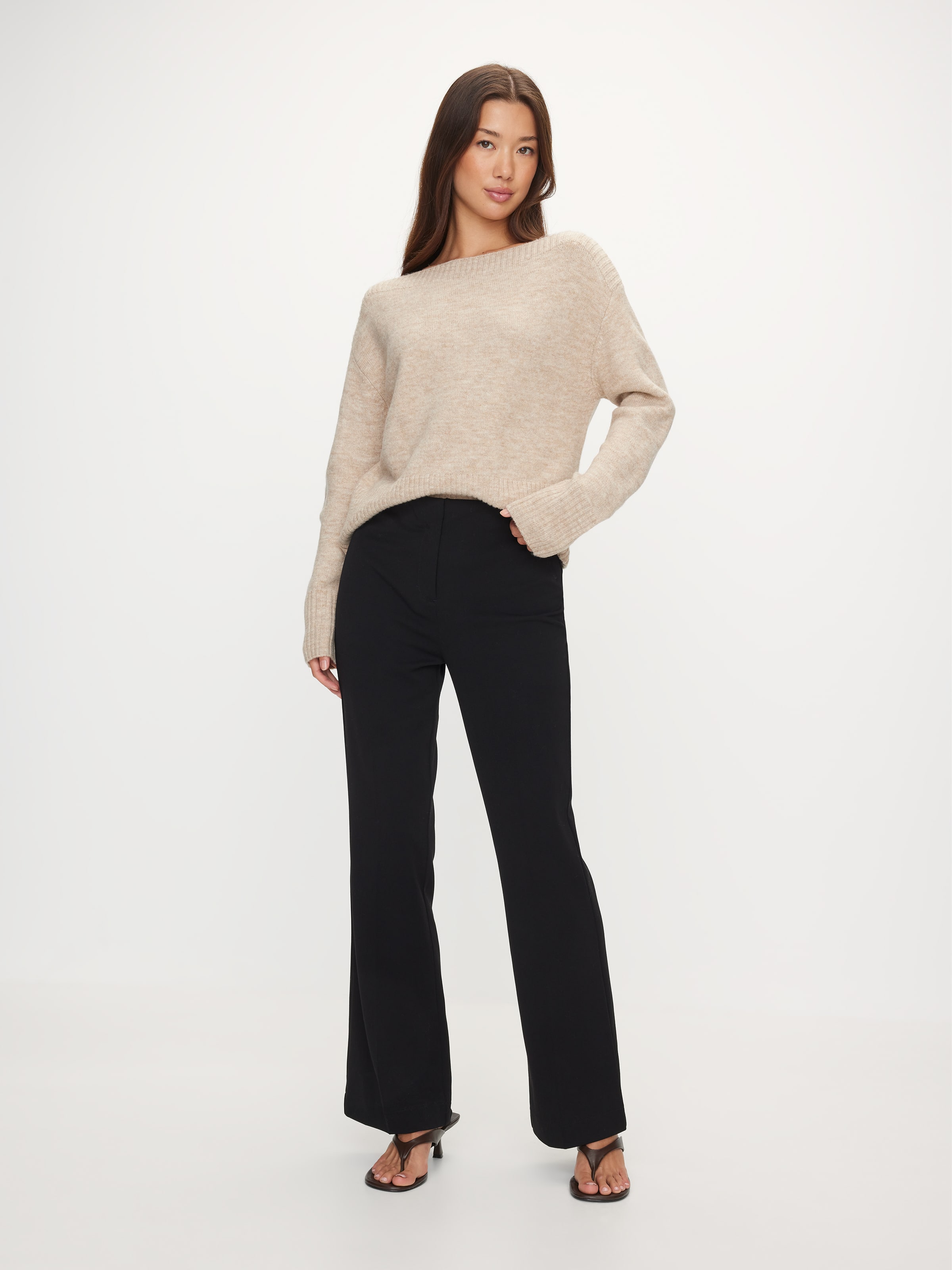 V Abby Flare Pant