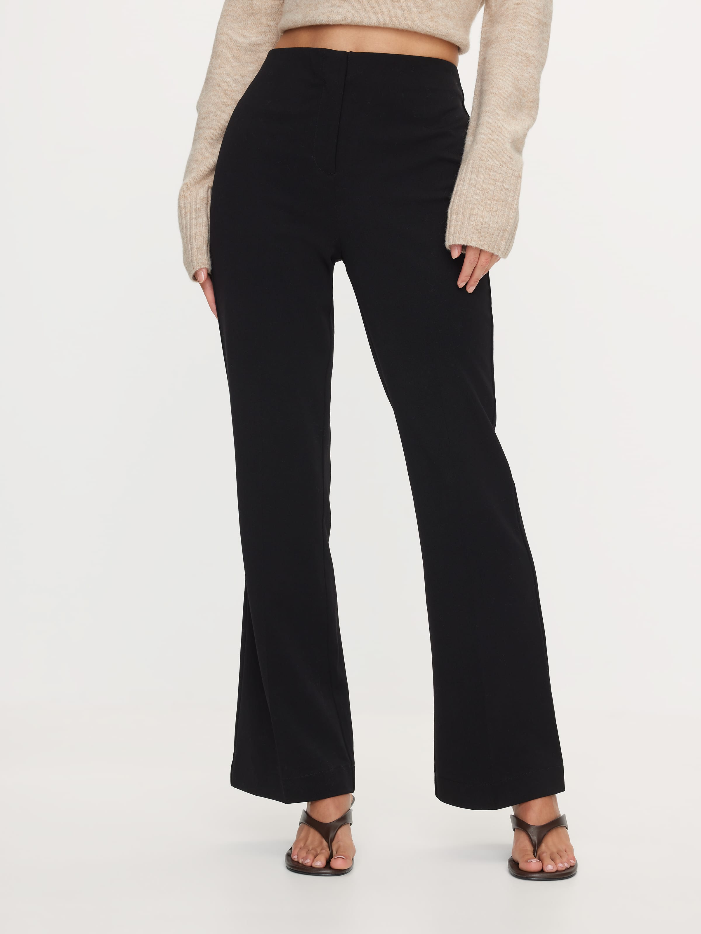 V Abby Flare Pant