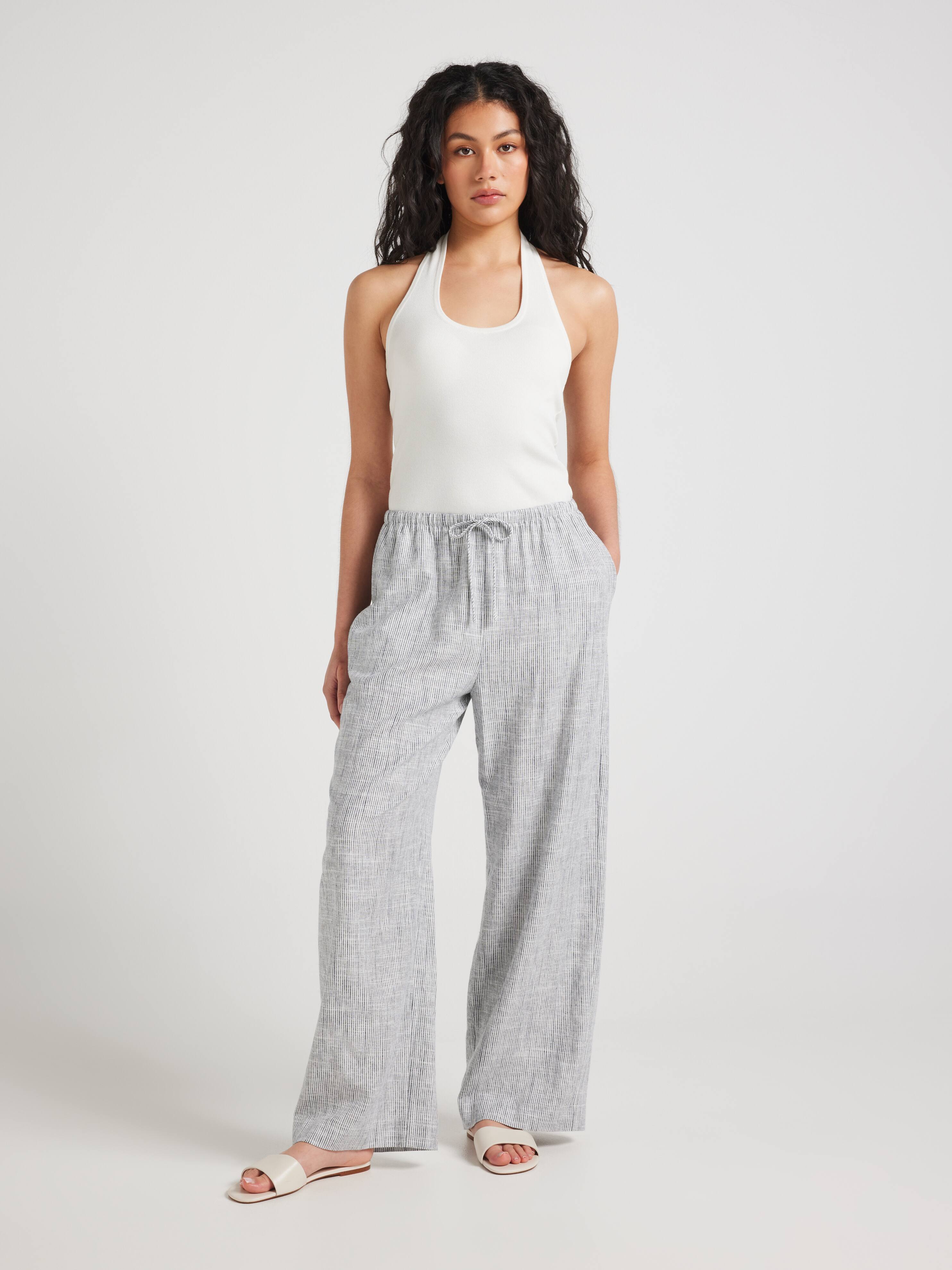 Posy Linen Blend Wide Leg Pant