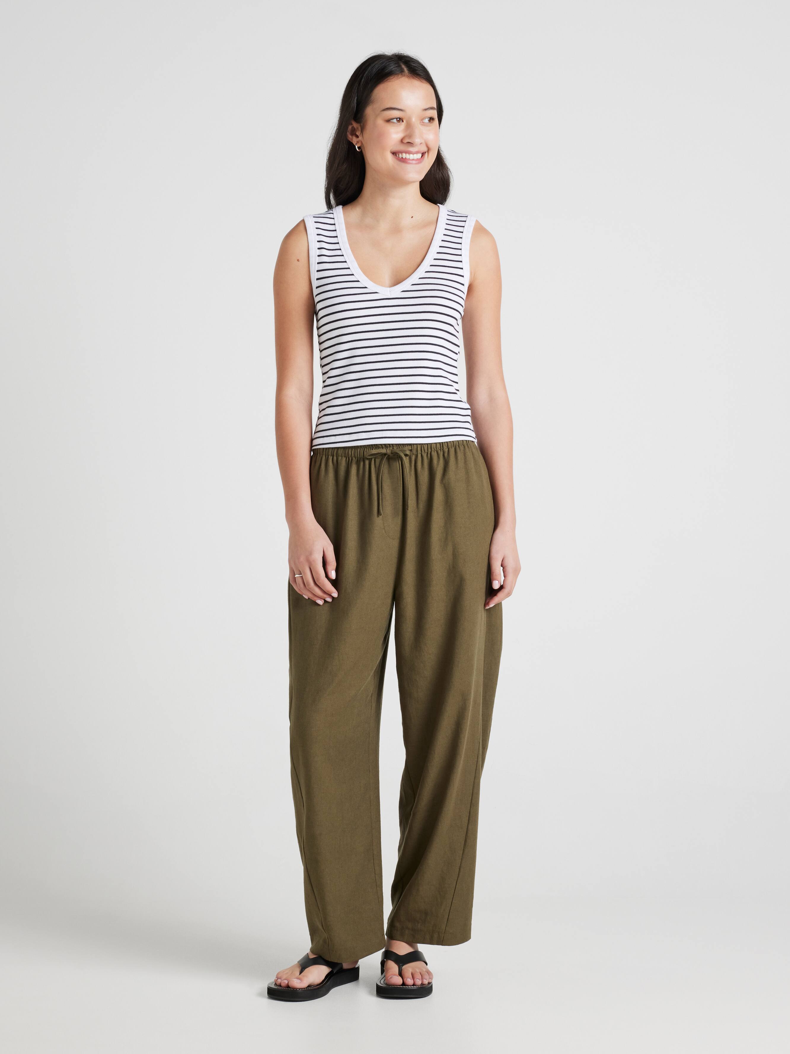Blake Linen Blend Barrel Leg Pants
