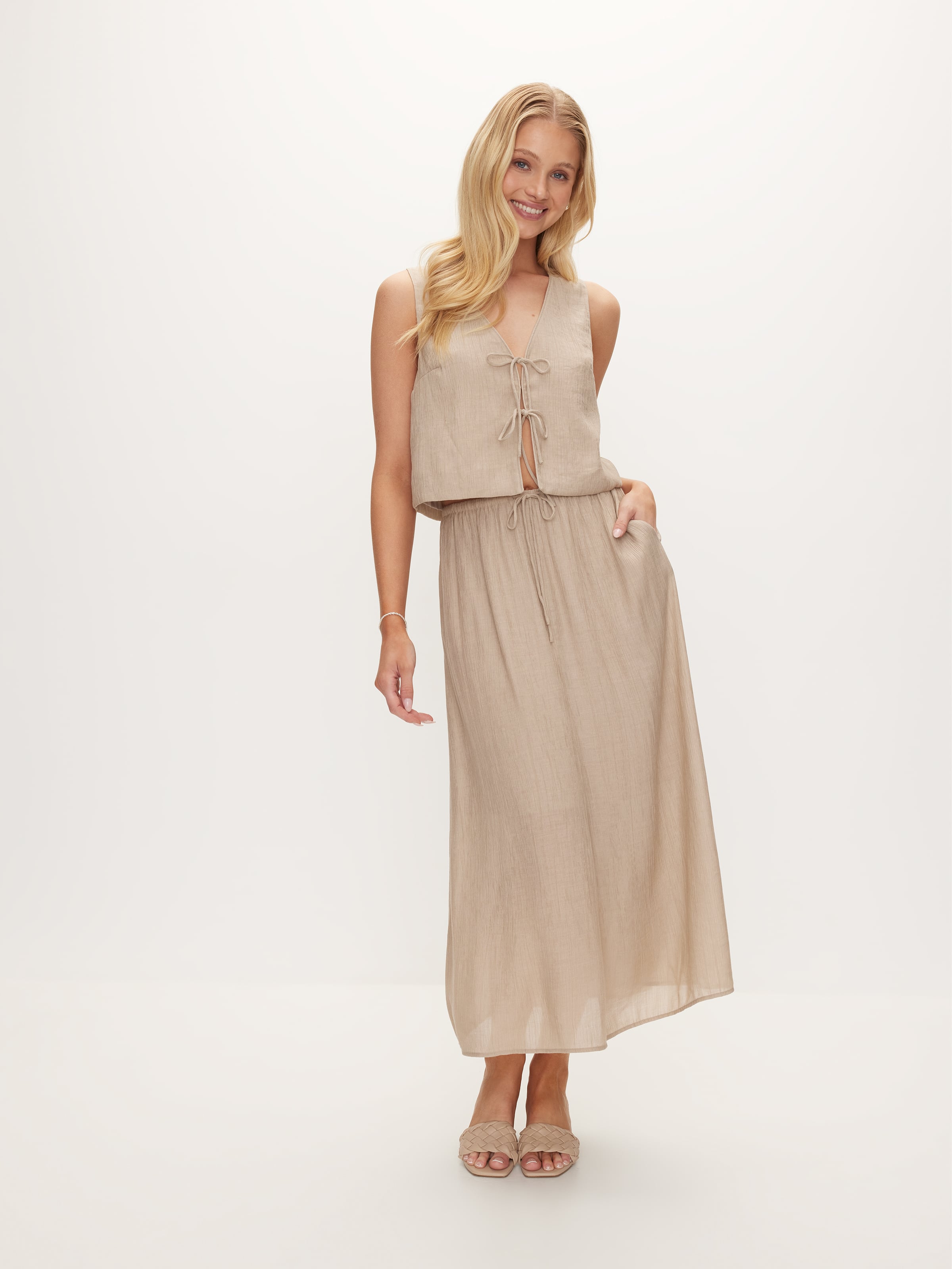 Tia Textured Midi Skirt