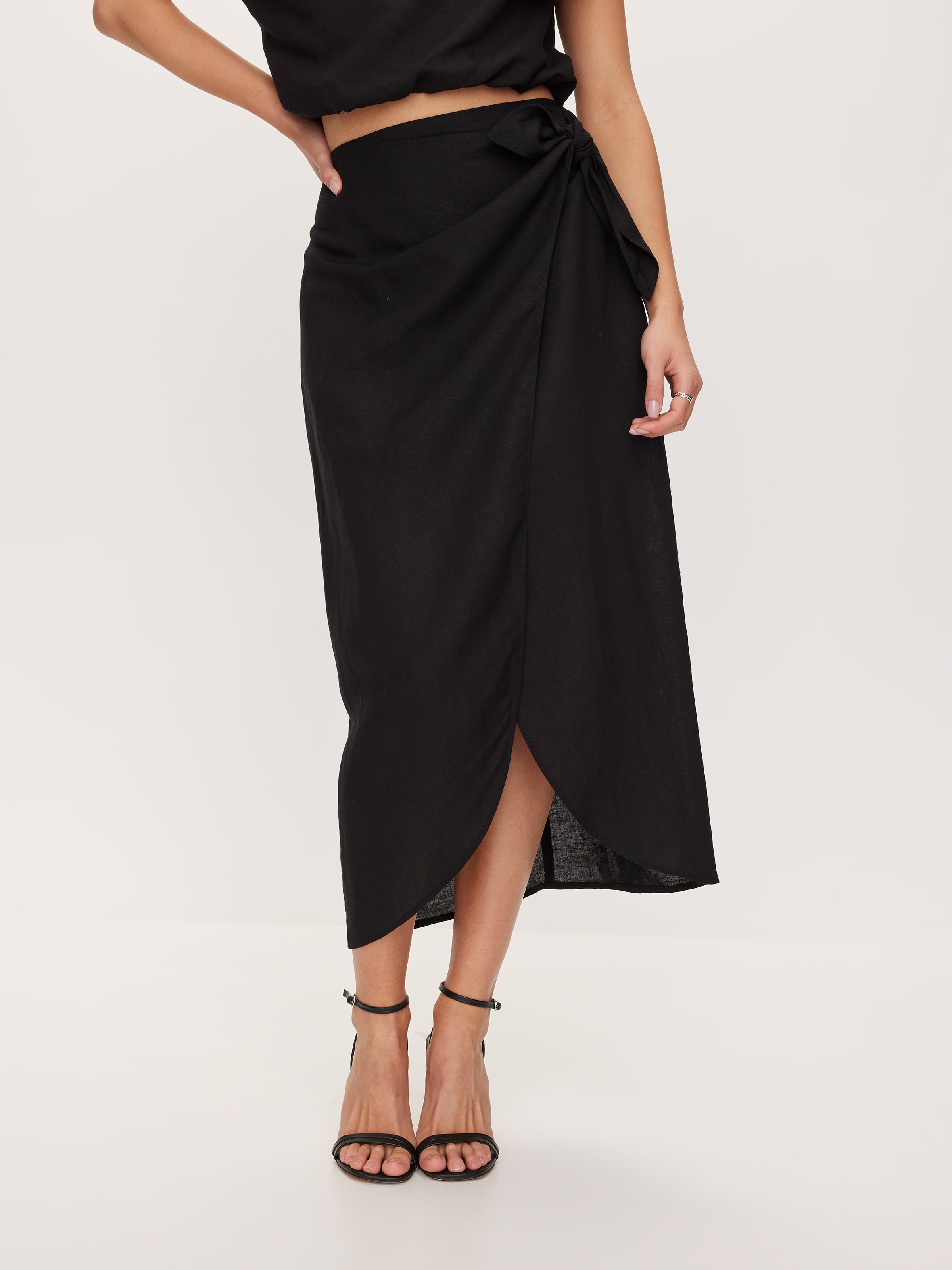 Mid length skirts nz hotsell