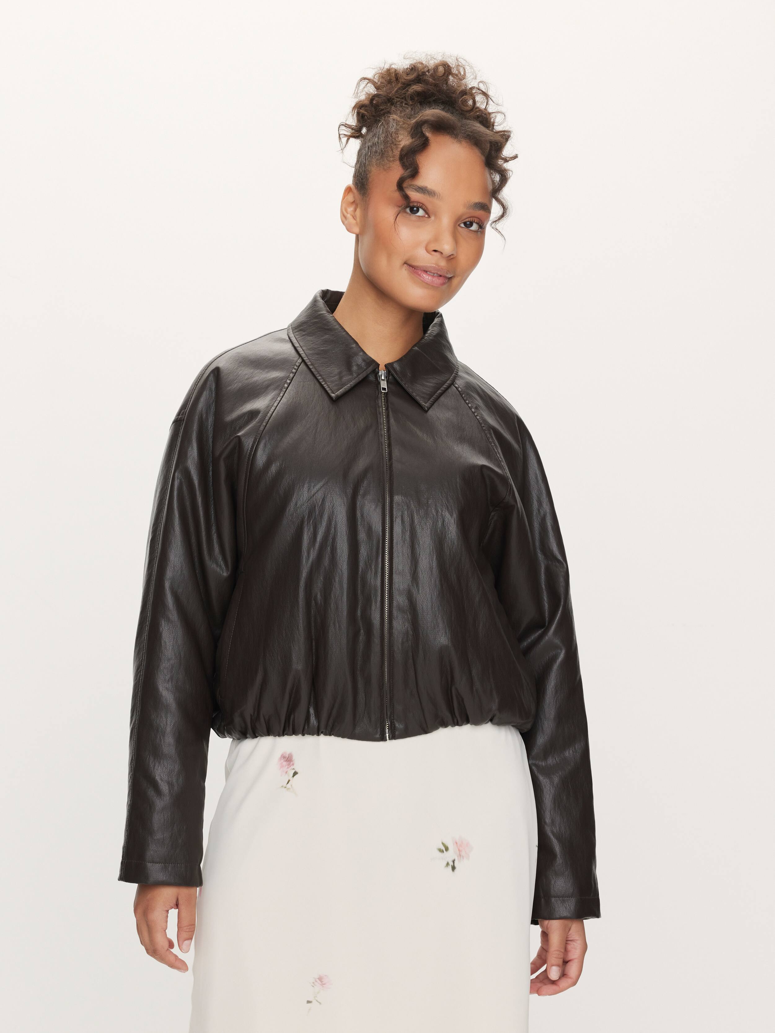 Taryn Pu Bubble Bomber