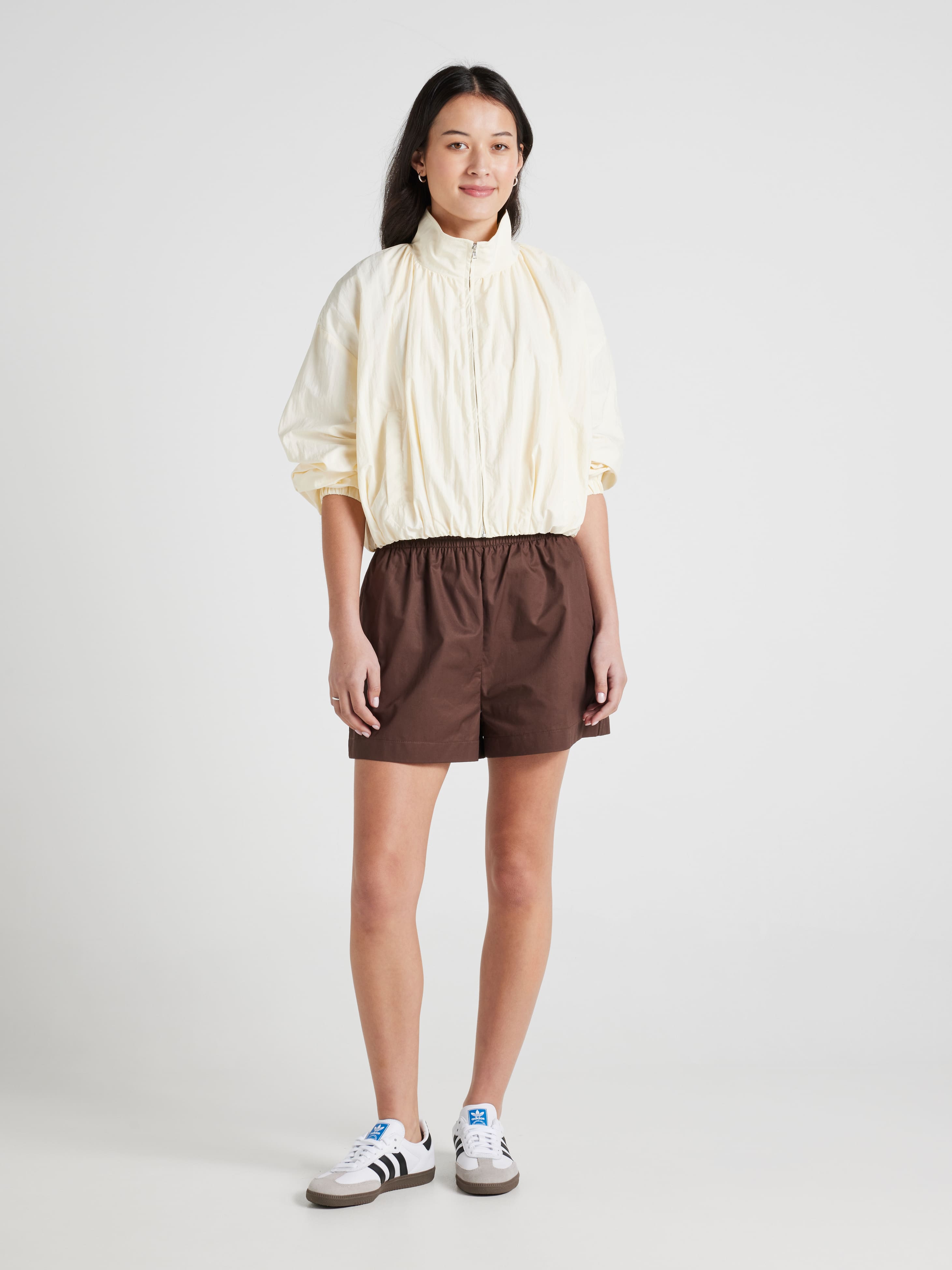 Montana Pleated Windbreaker