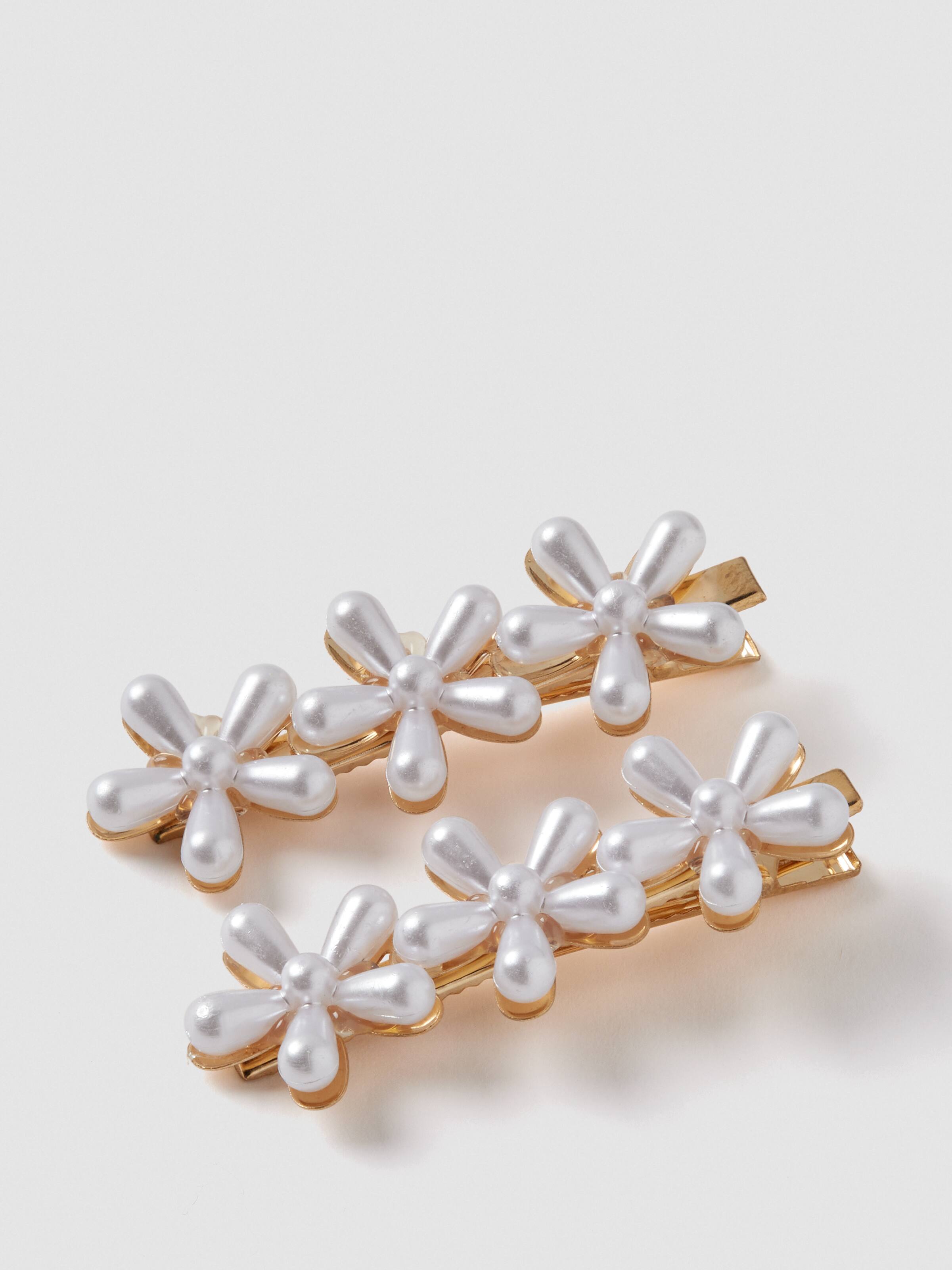 2 Pack Pearl Flower Clips