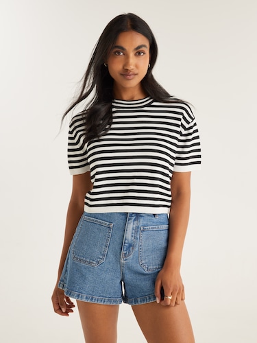 Izzy Cropped Tee                                                                                                                