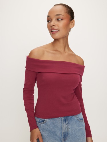 Off Shoulder Long Sleeve Top                                                                                                    