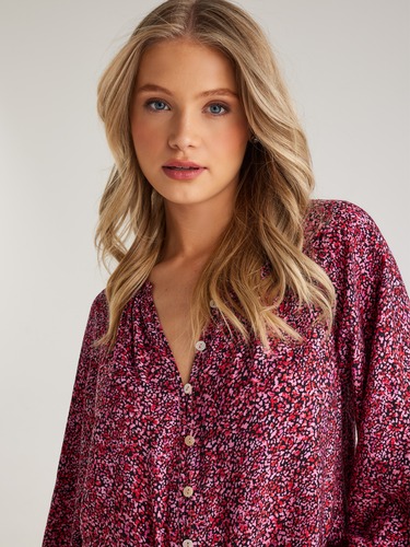 Genevieve Top                                                                                                                   