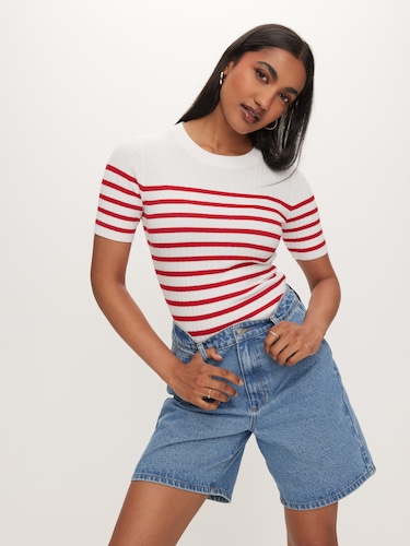 Taurus Short Sleeve Knit                                                                                                        