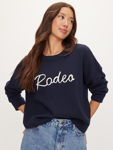 Novelty Crew Neck Knit                                                                                                          